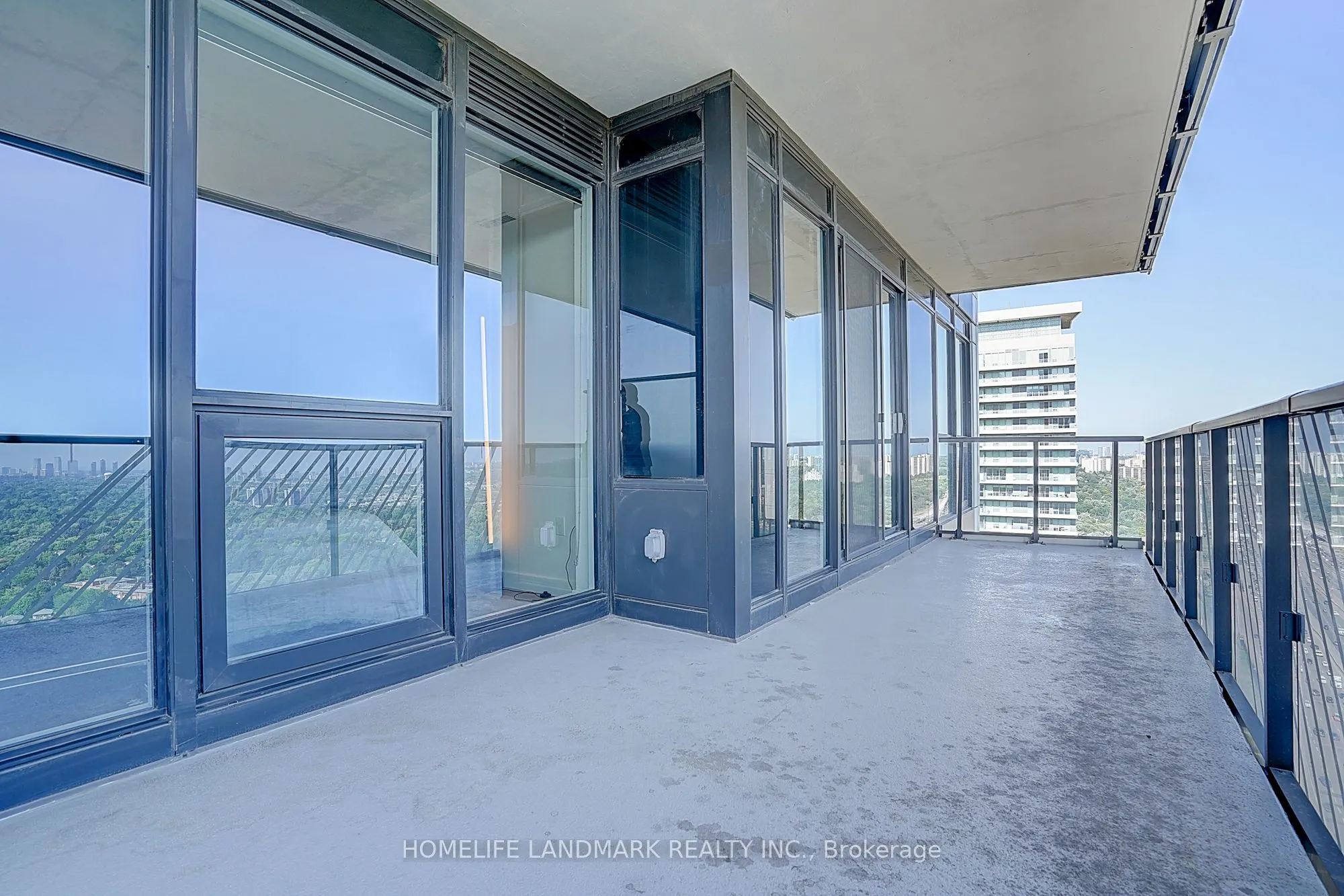 85 Mcmahon Drive, #3502