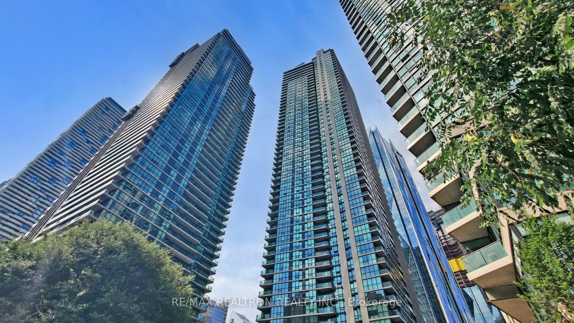 18 Harbour Street #2104