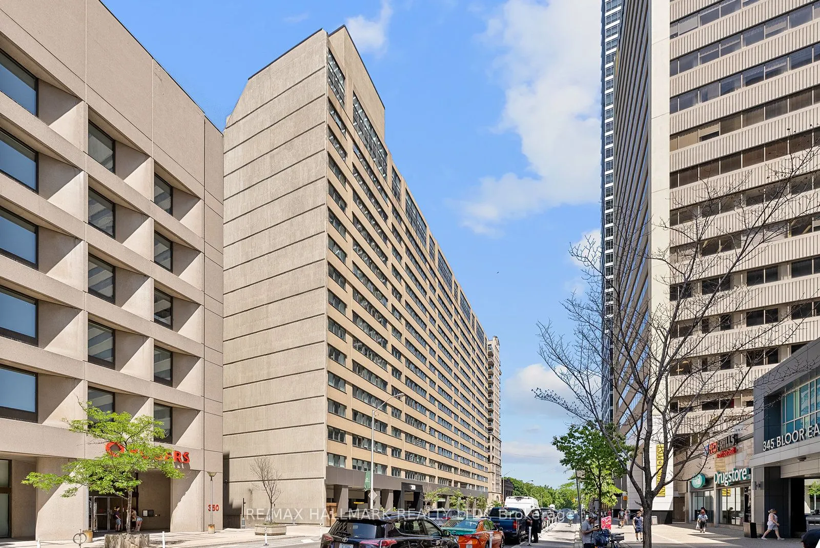 360 Bloor Street E, #1107
