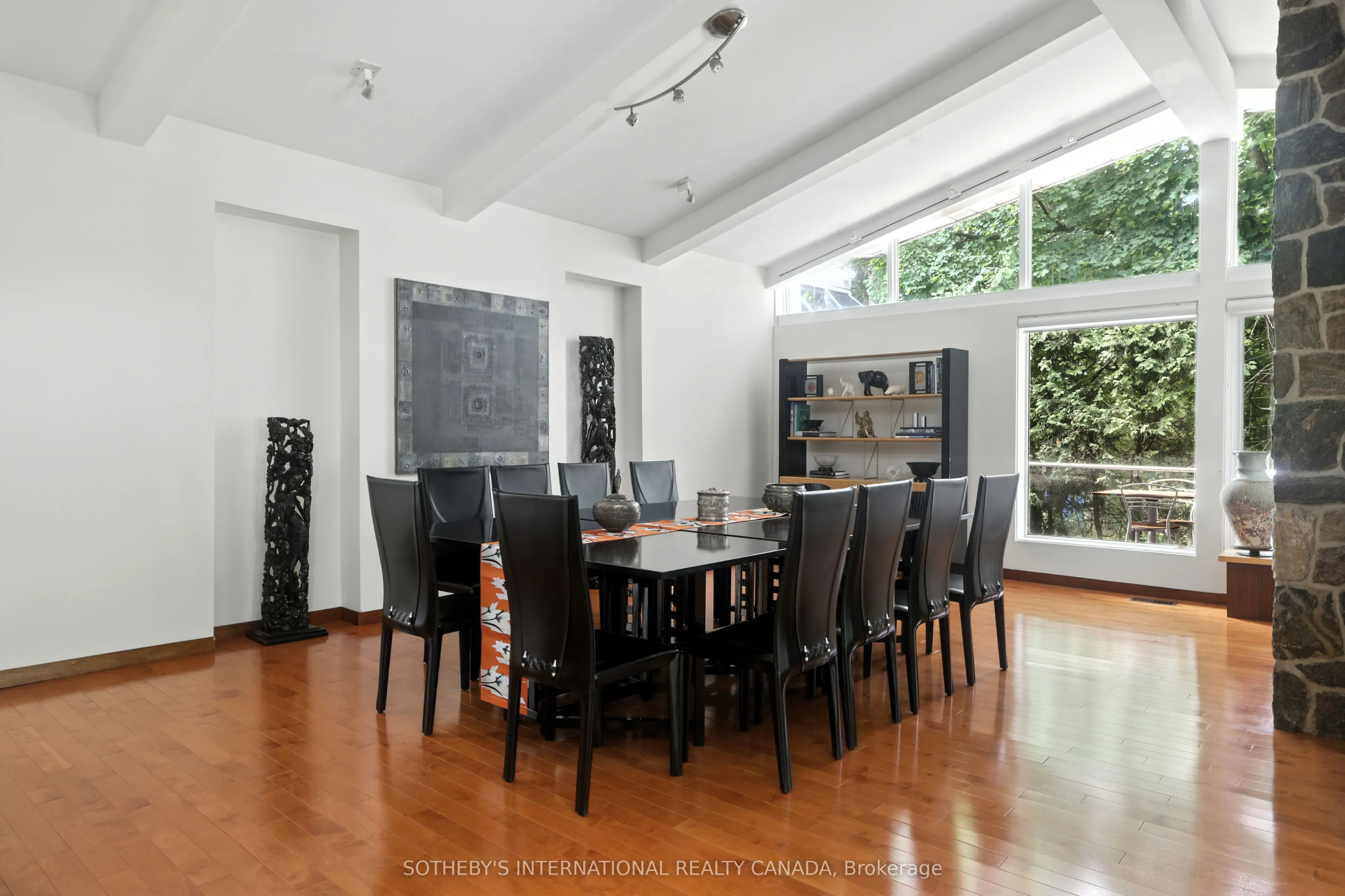 3 Bluejay Place