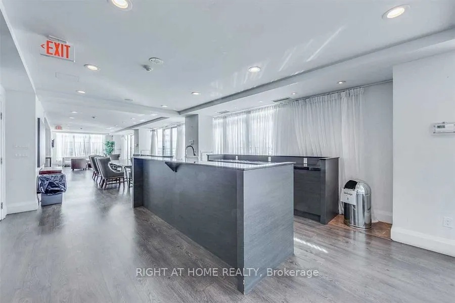 75 East Liberty Street, #1015