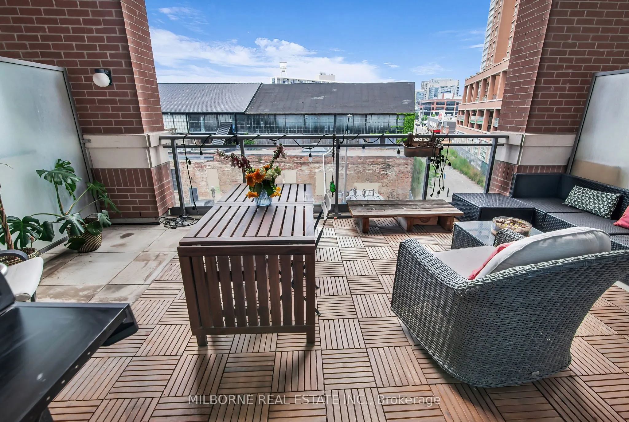 100 Western Battery Road, #214