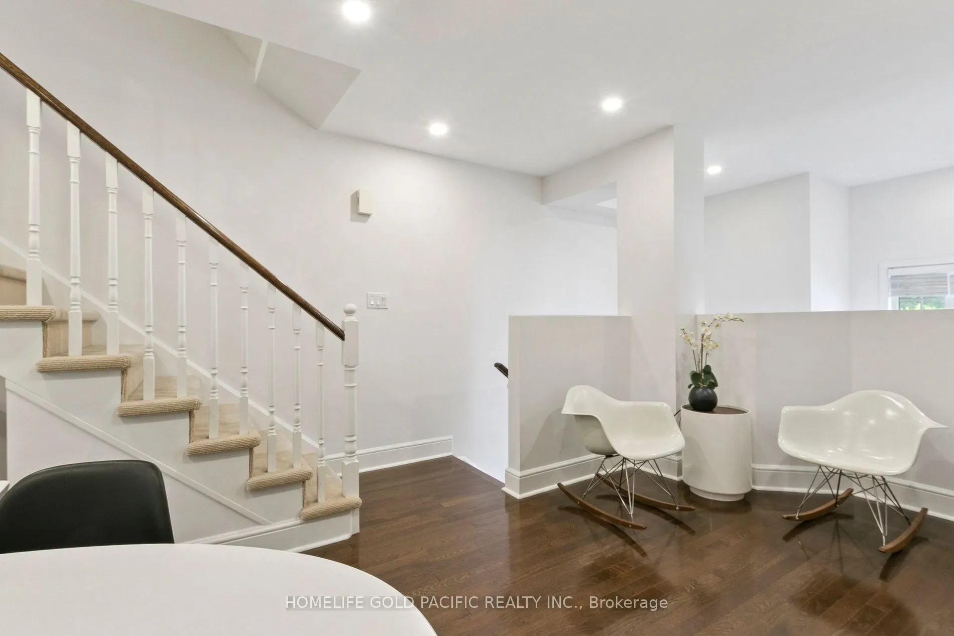 151 Merton Street, #TH 1