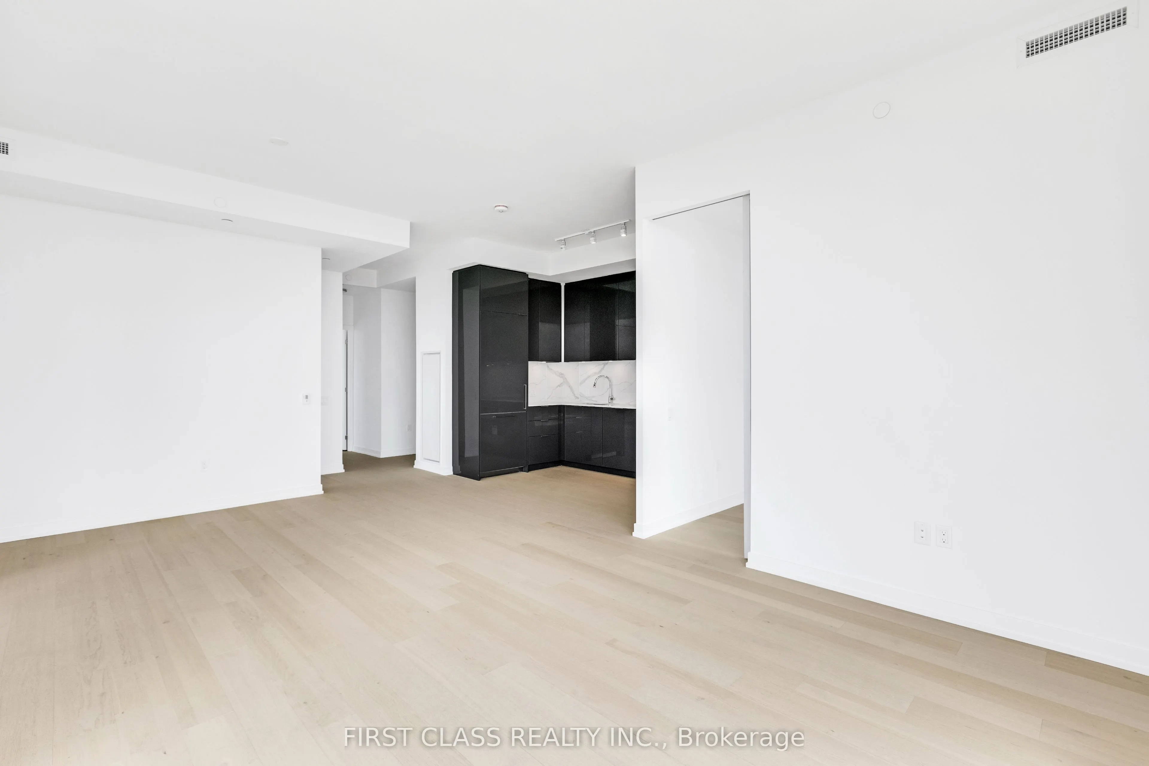 8 Olympic Garden Drive, #S3504