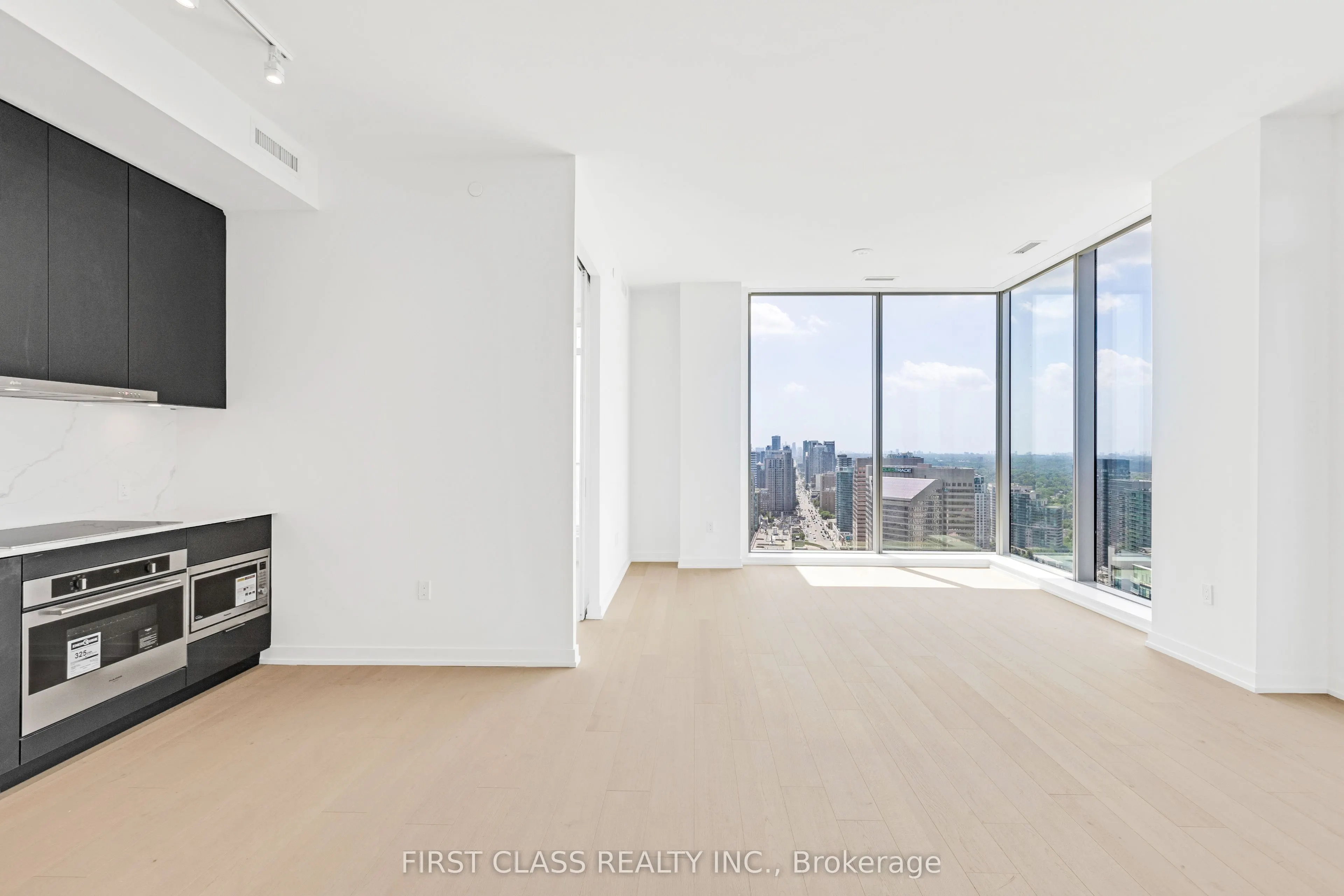 8 Olympic Garden Drive, #S3504