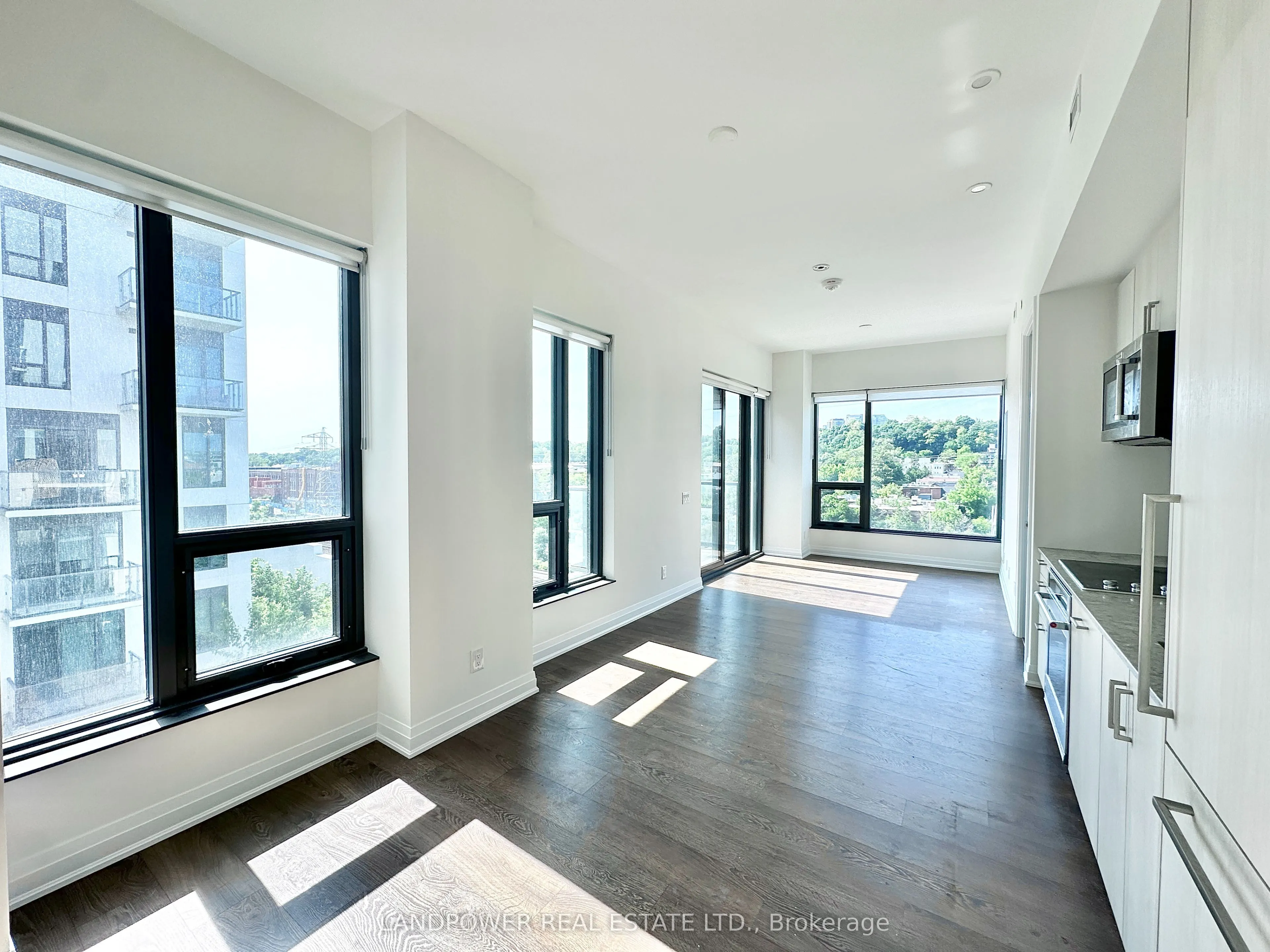 280 Howland Avenue, #602