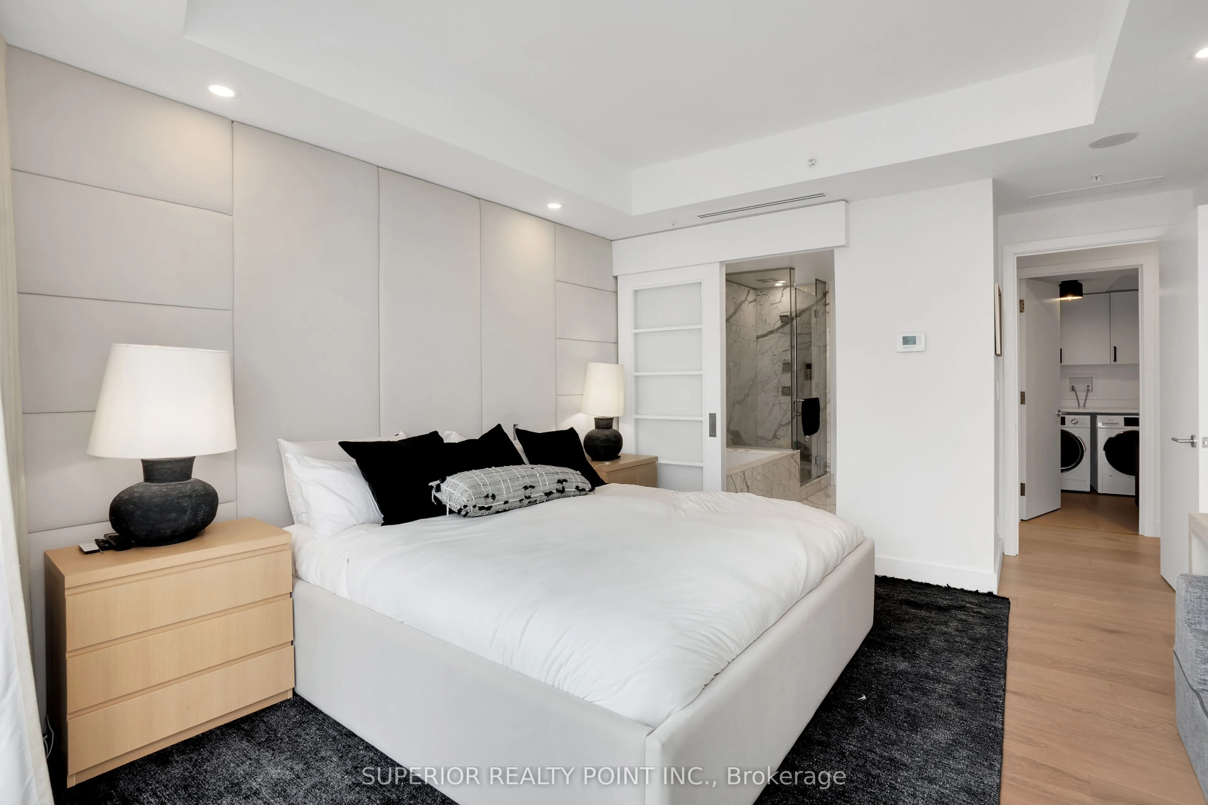 180 University Avenue, #4408