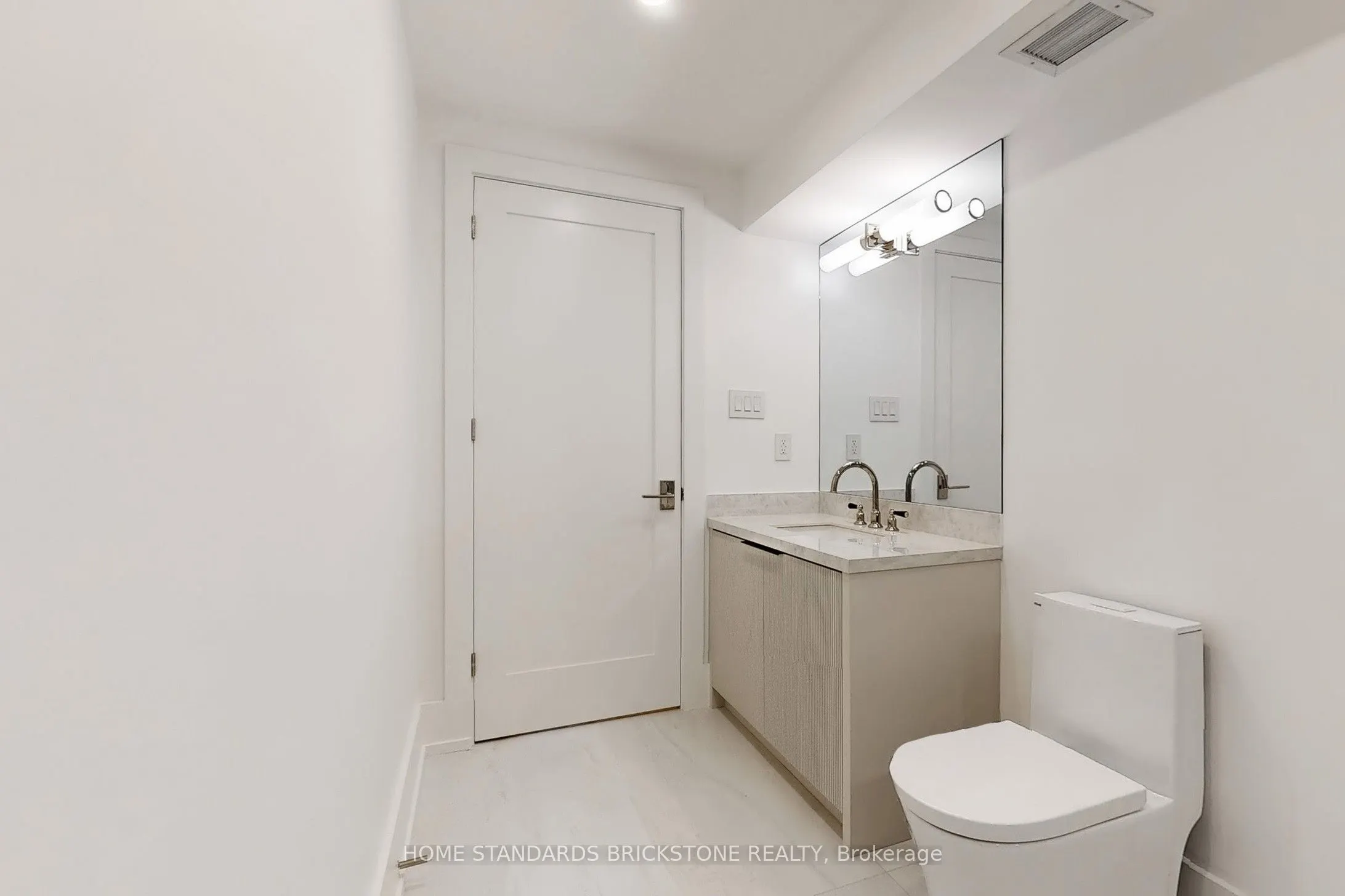 110 Bloor Street W, #1009