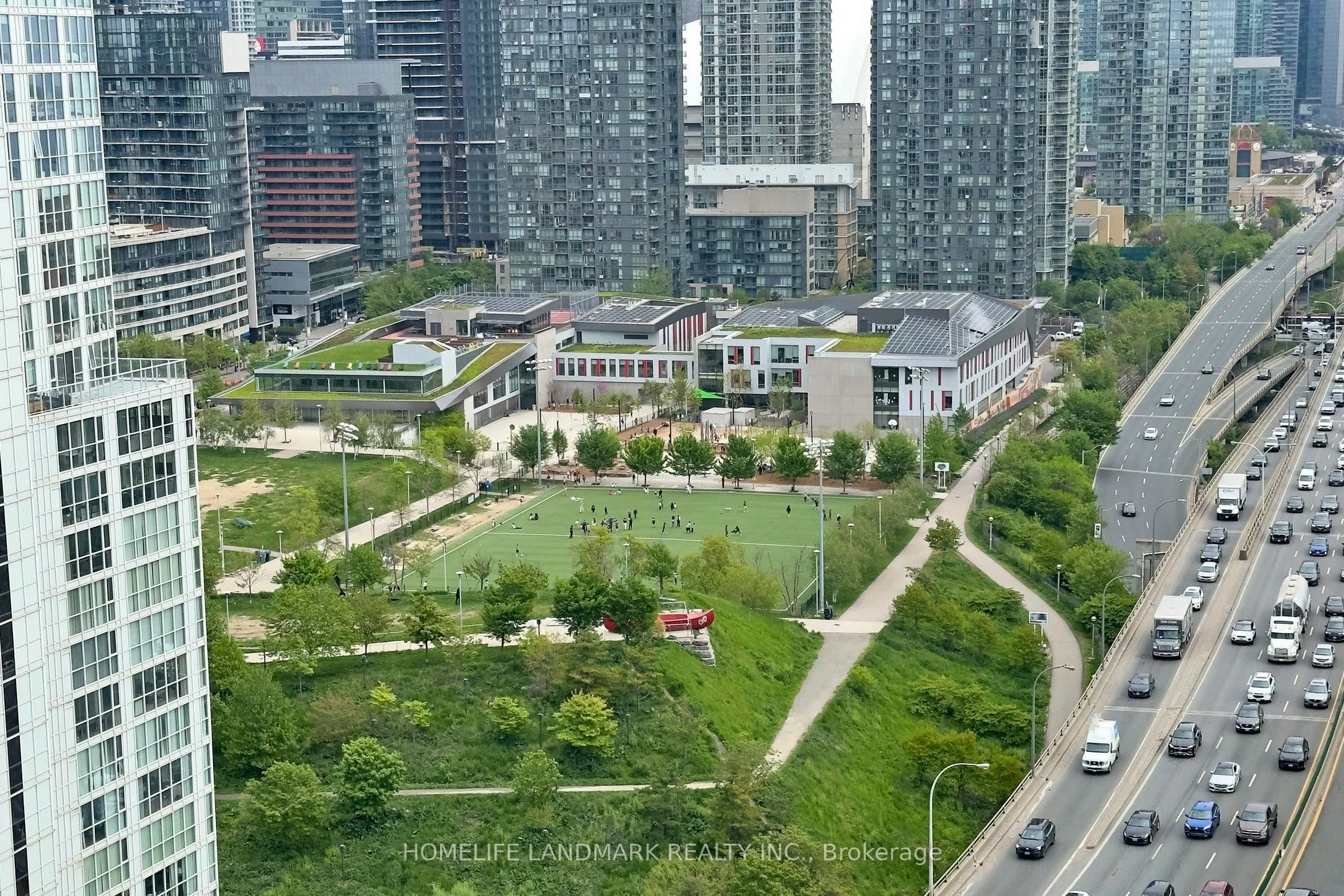17 Bathurst Street, #2712