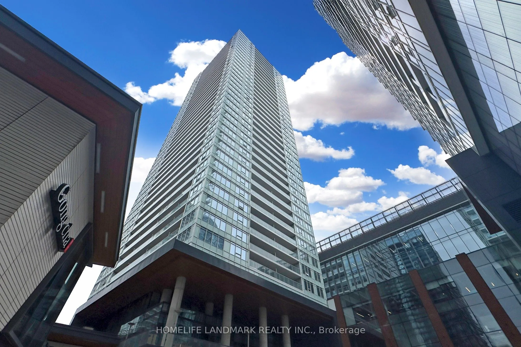17 Bathurst Street, #2712