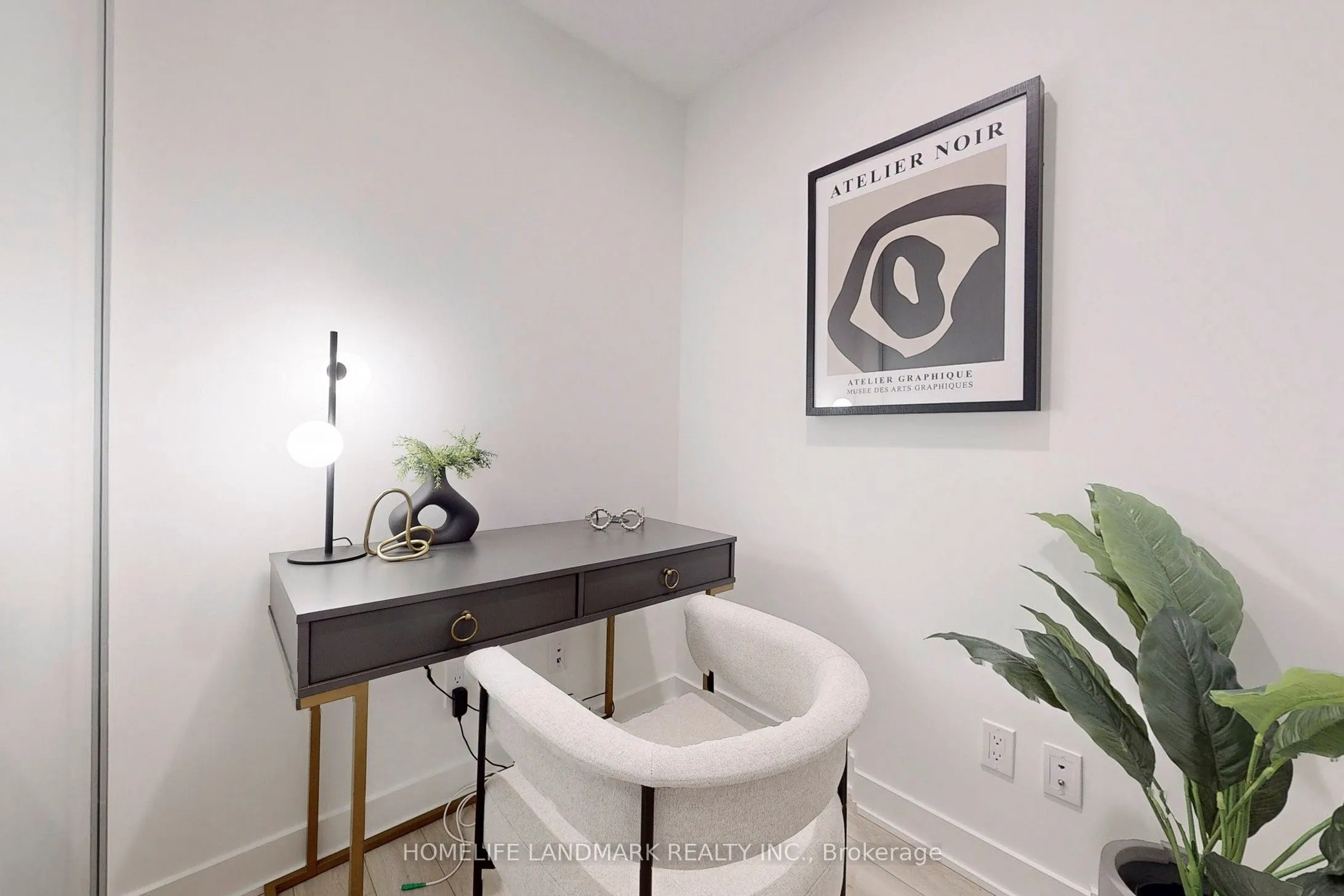 17 Bathurst Street, #2712