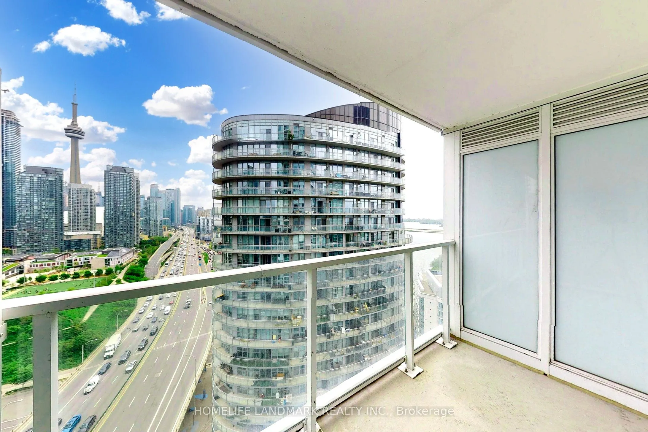17 Bathurst Street, #2712