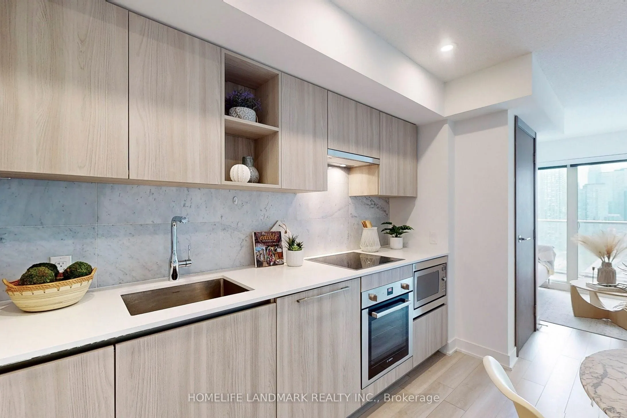 17 Bathurst Street, #2712