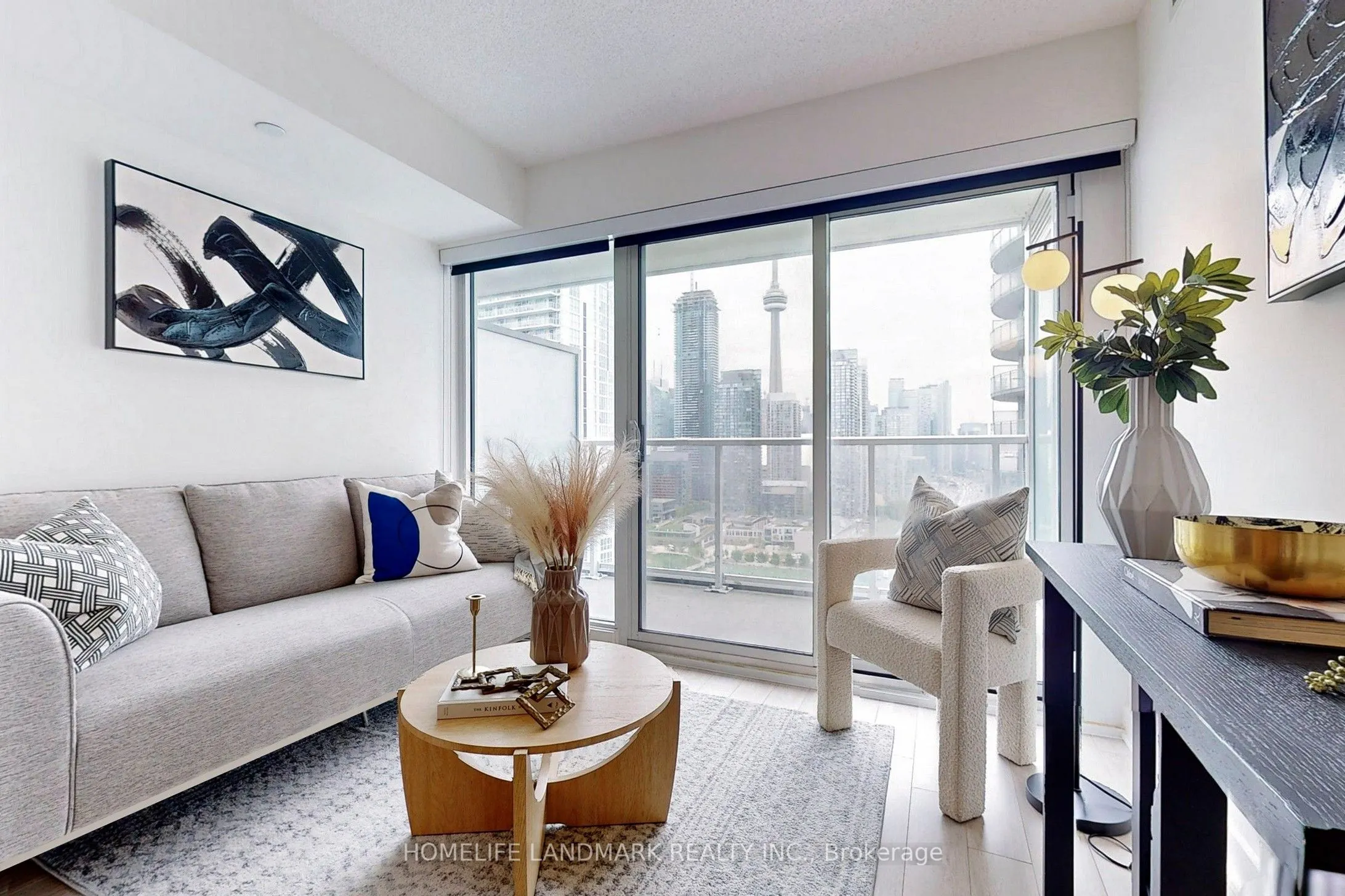 17 Bathurst Street, #2712