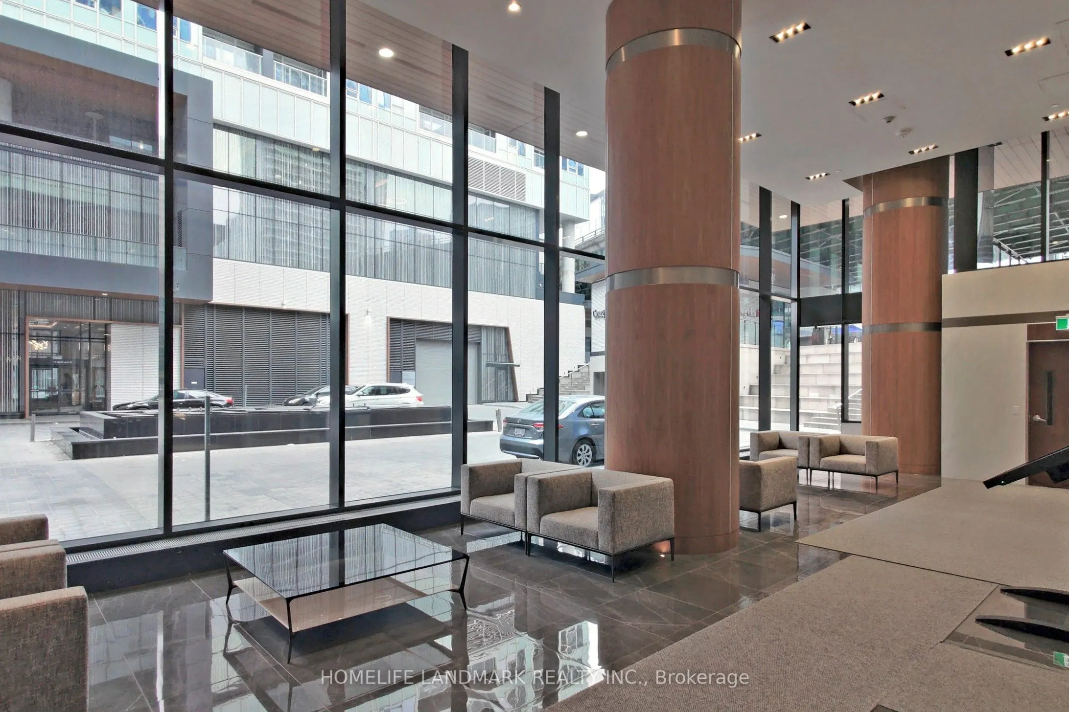 17 Bathurst Street, #2712