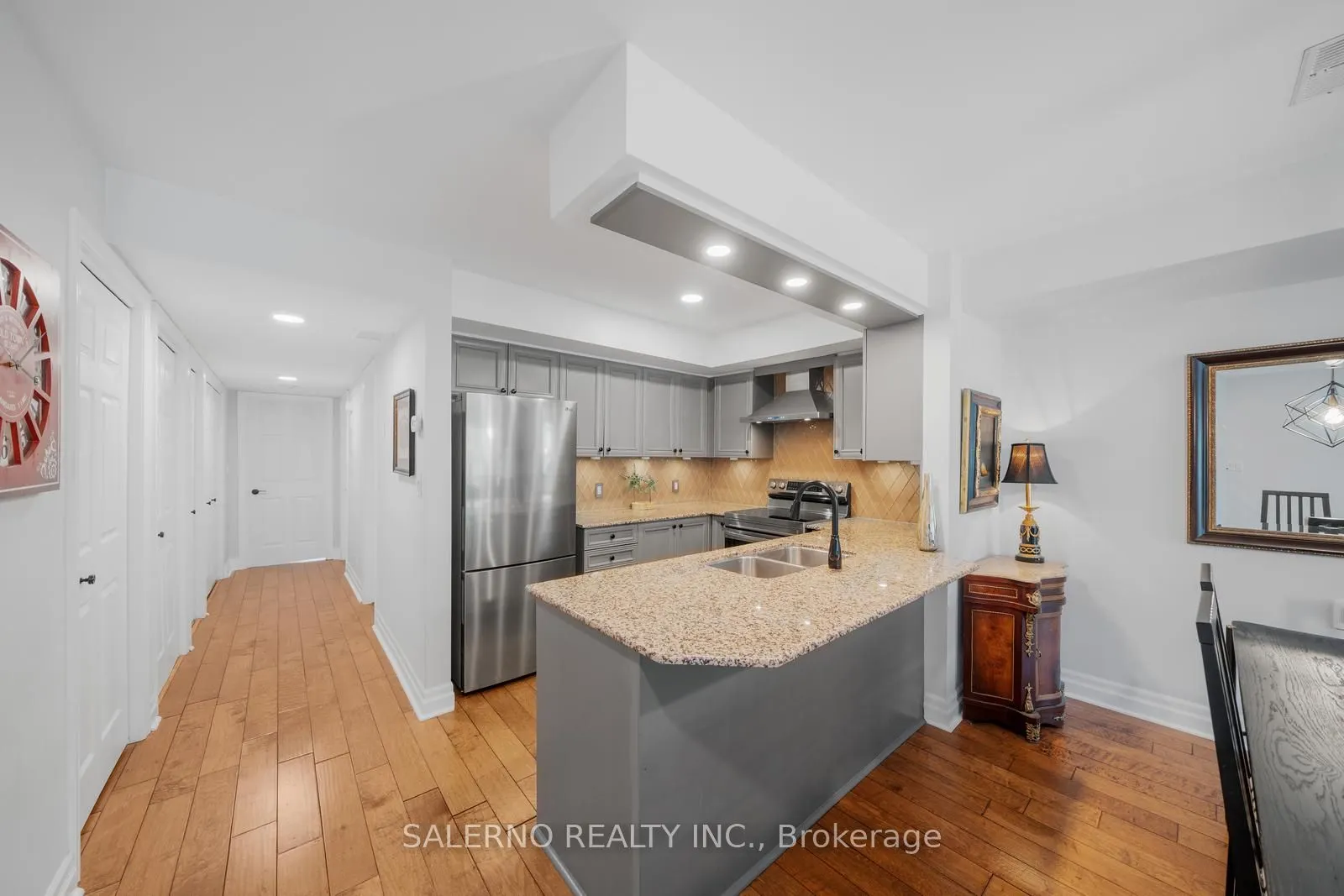 128 Aerodrome Crescent, #302