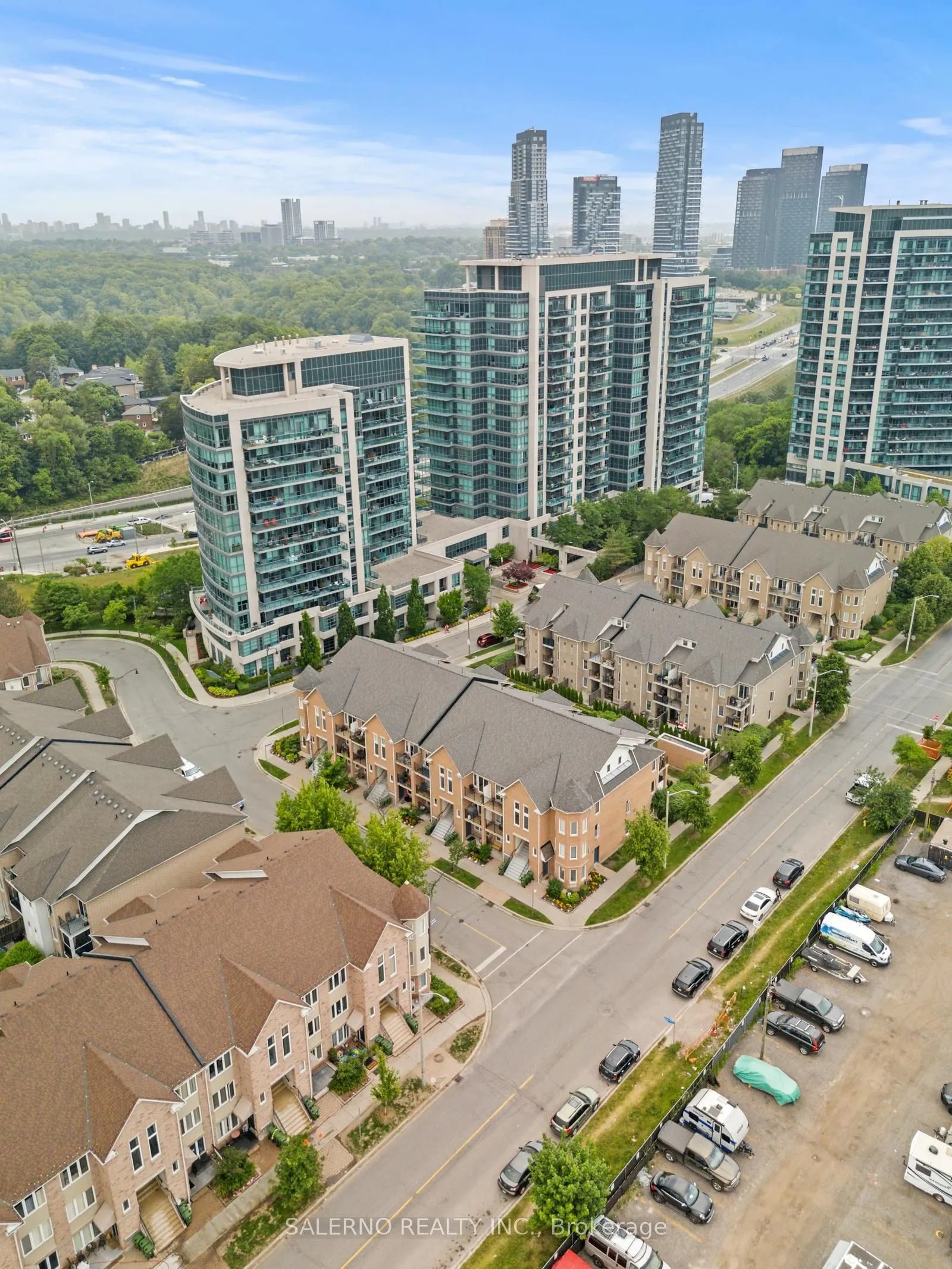 128 Aerodrome Crescent, #302