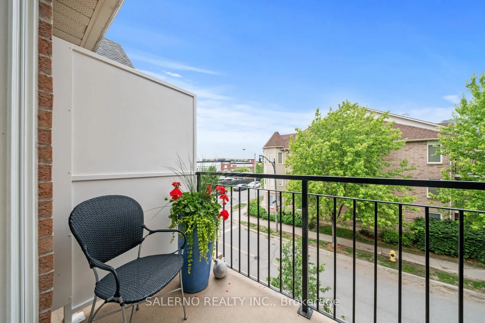 128 Aerodrome Crescent, #302