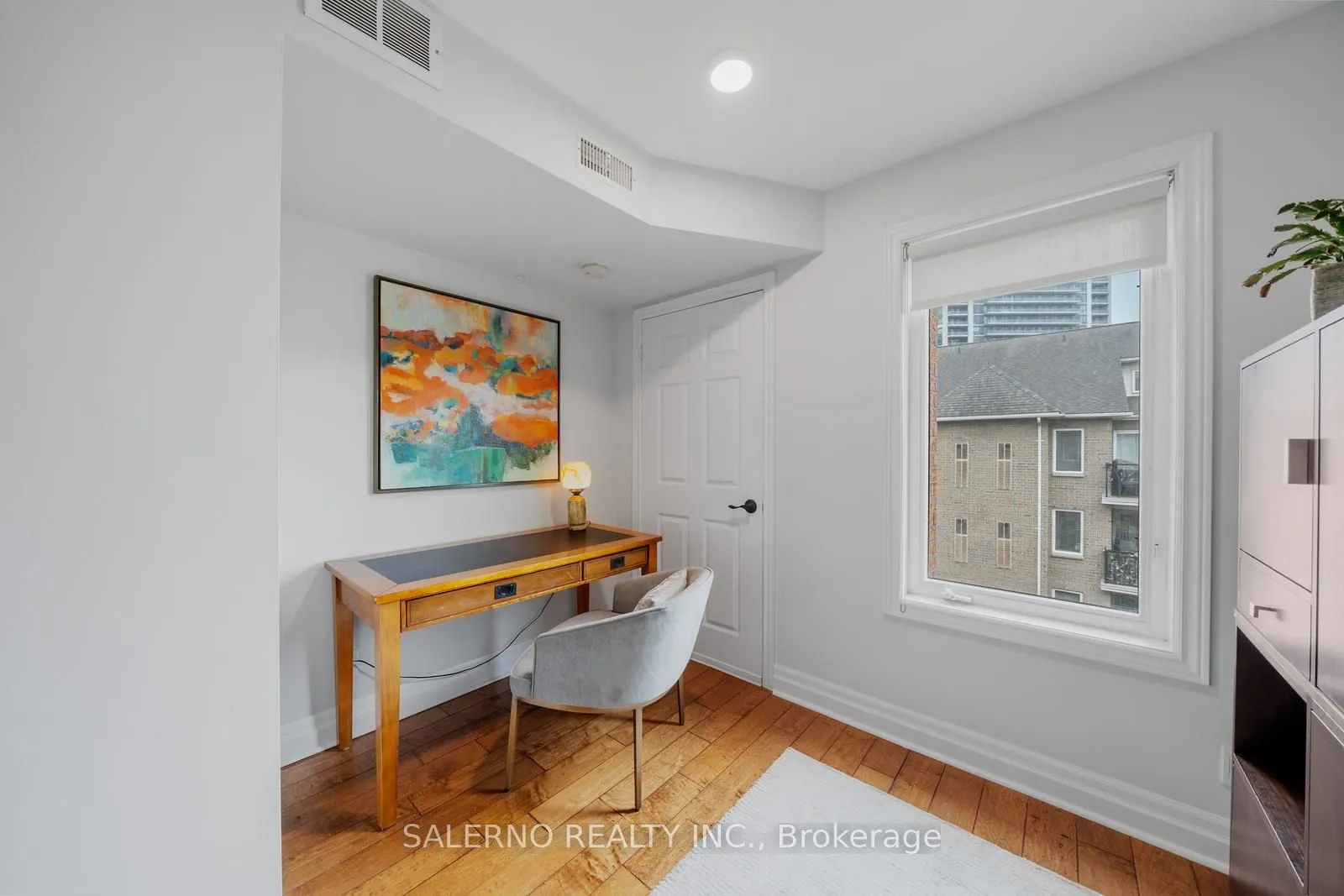 128 Aerodrome Crescent, #302