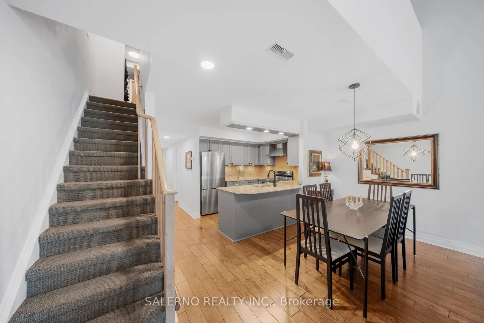 128 Aerodrome Crescent, #302