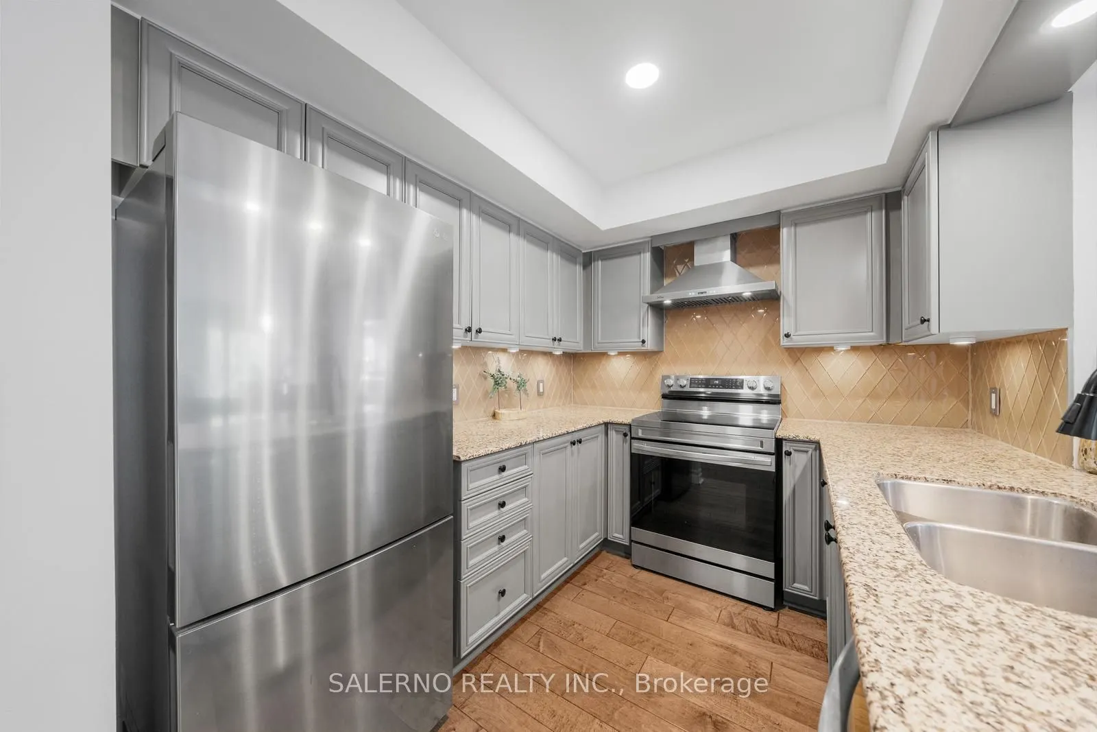 128 Aerodrome Crescent, #302