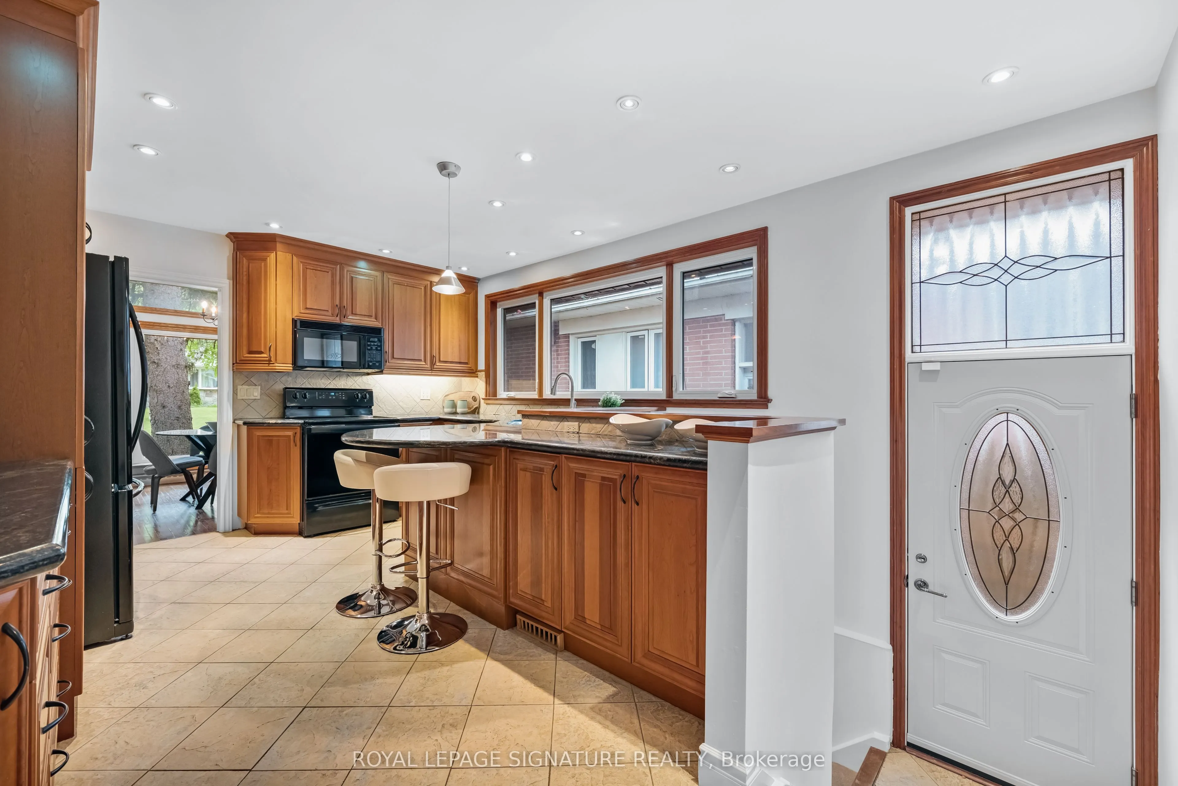23 Palomino Crescent
