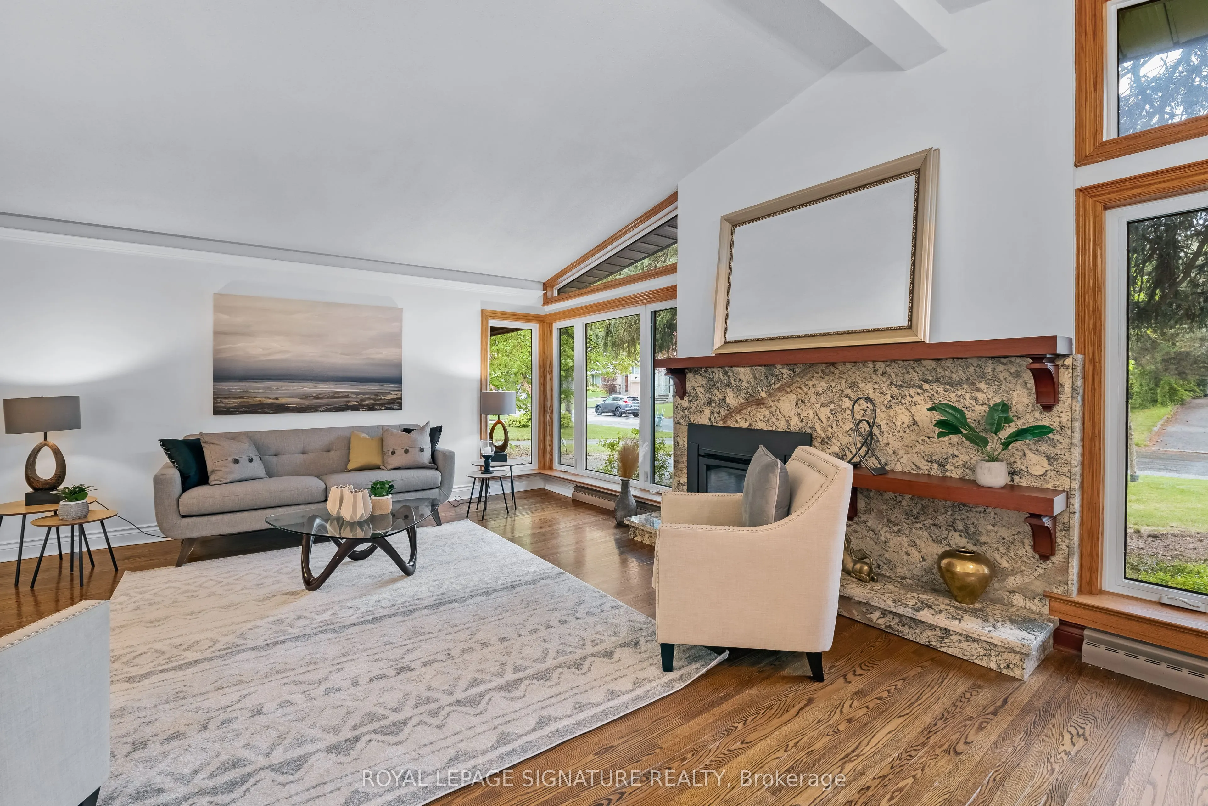 23 Palomino Crescent