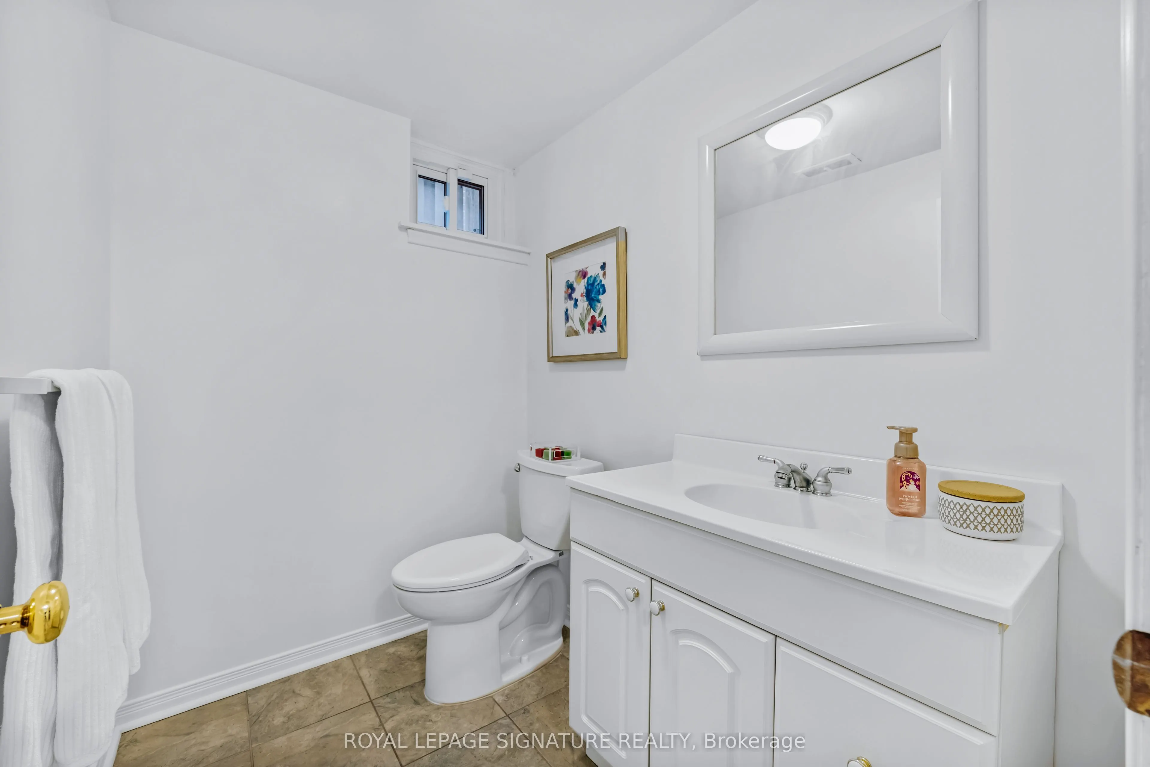 23 Palomino Crescent