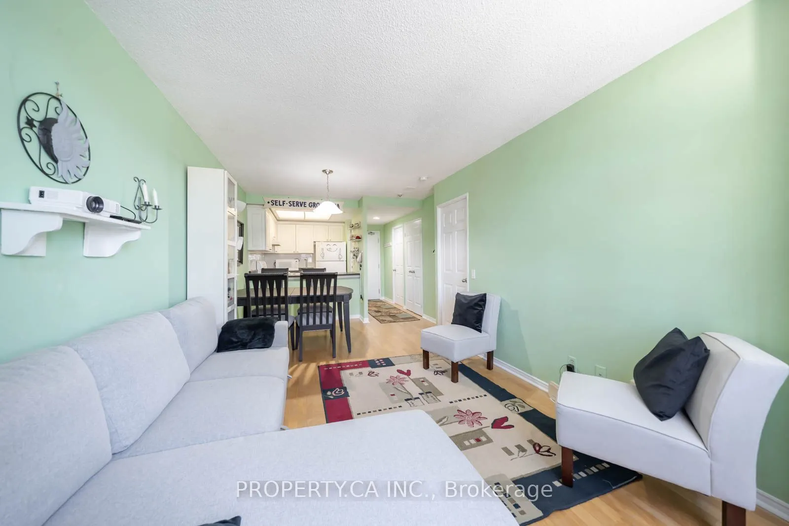 7 Bishop Avenue, #312