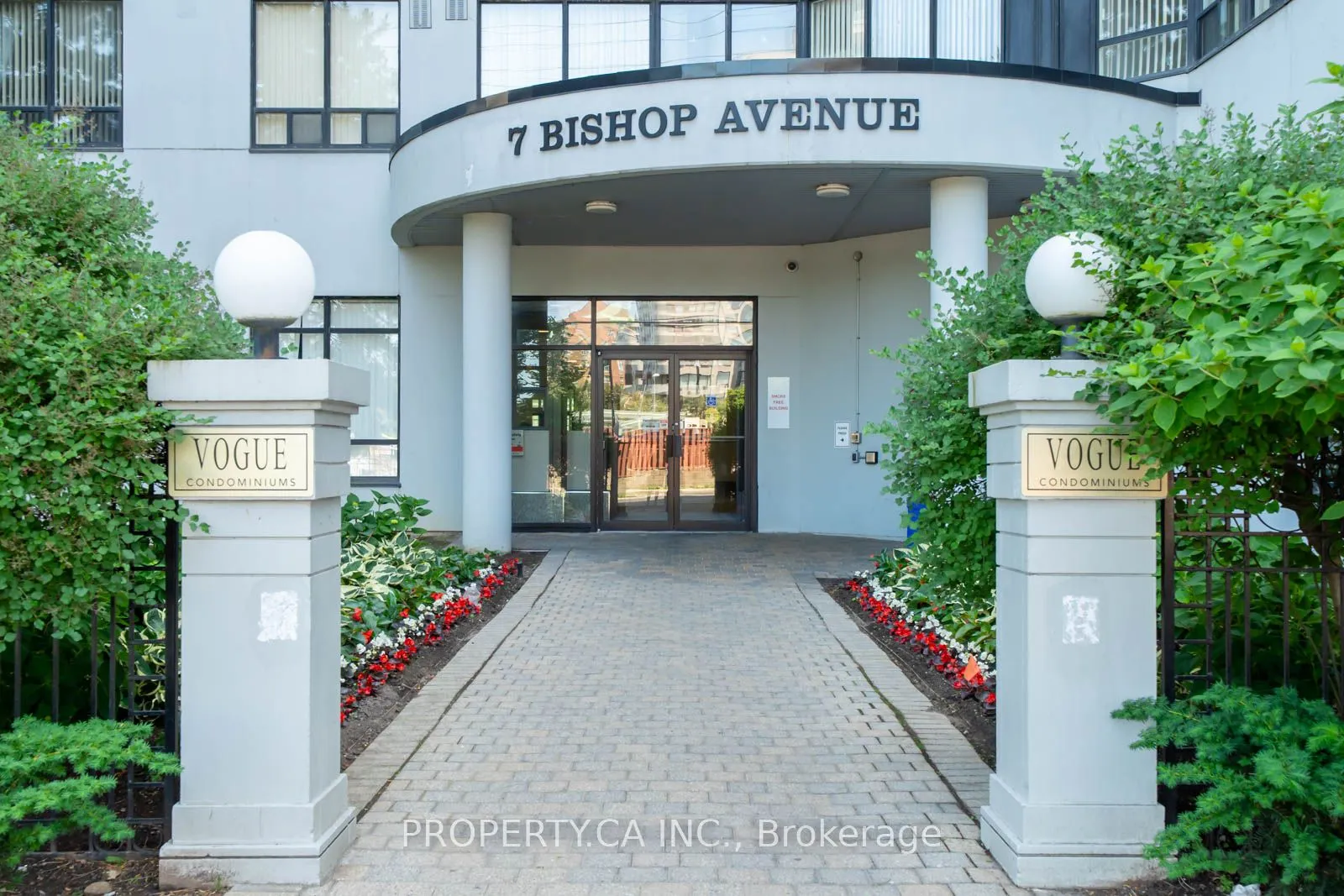 7 Bishop Avenue, #312