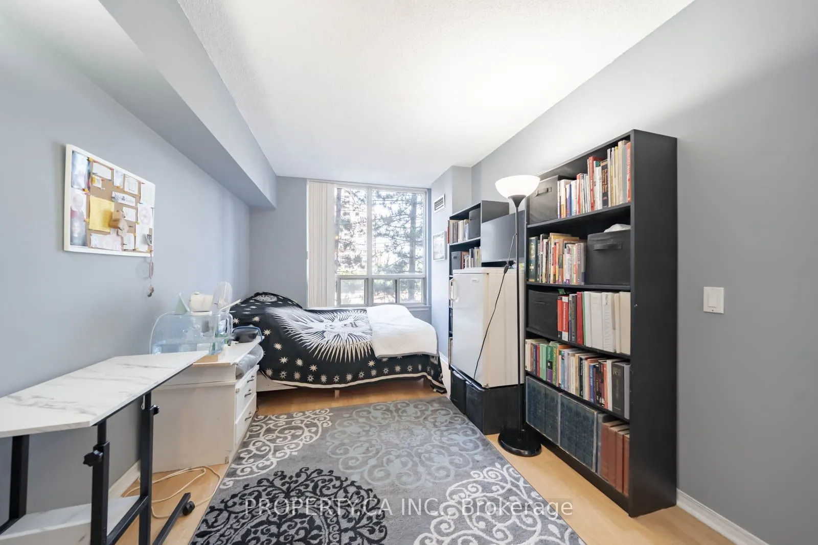 7 Bishop Avenue, #312