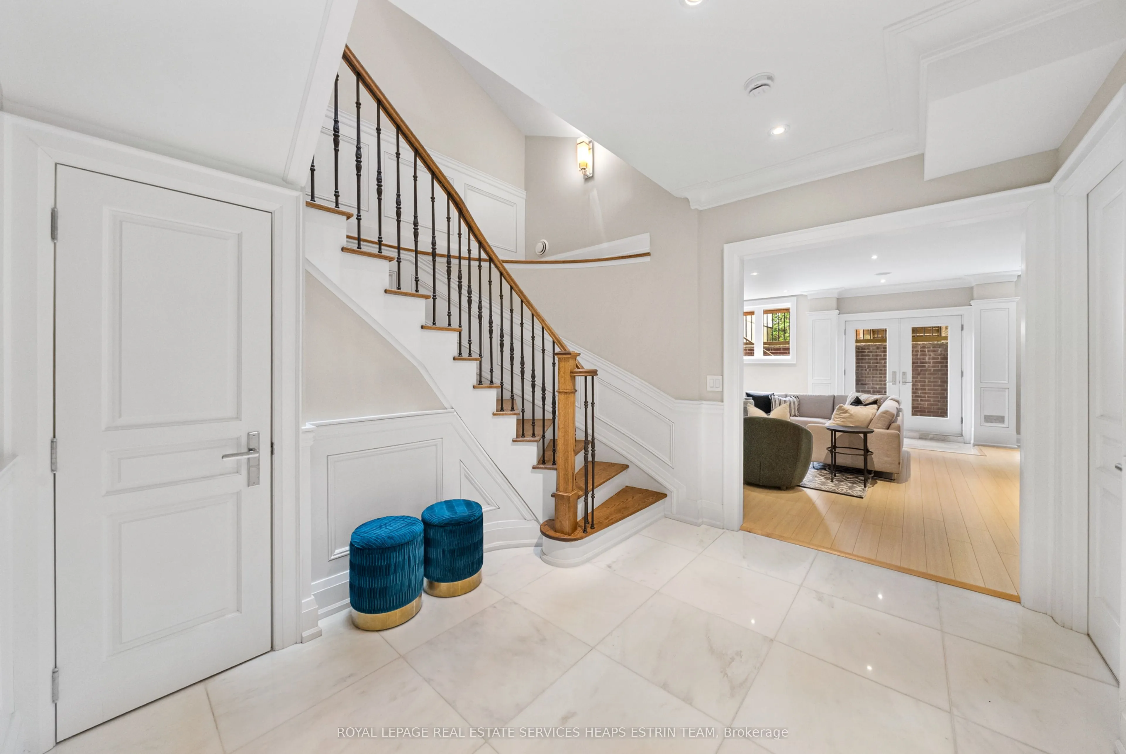 565 Broadway Avenue
