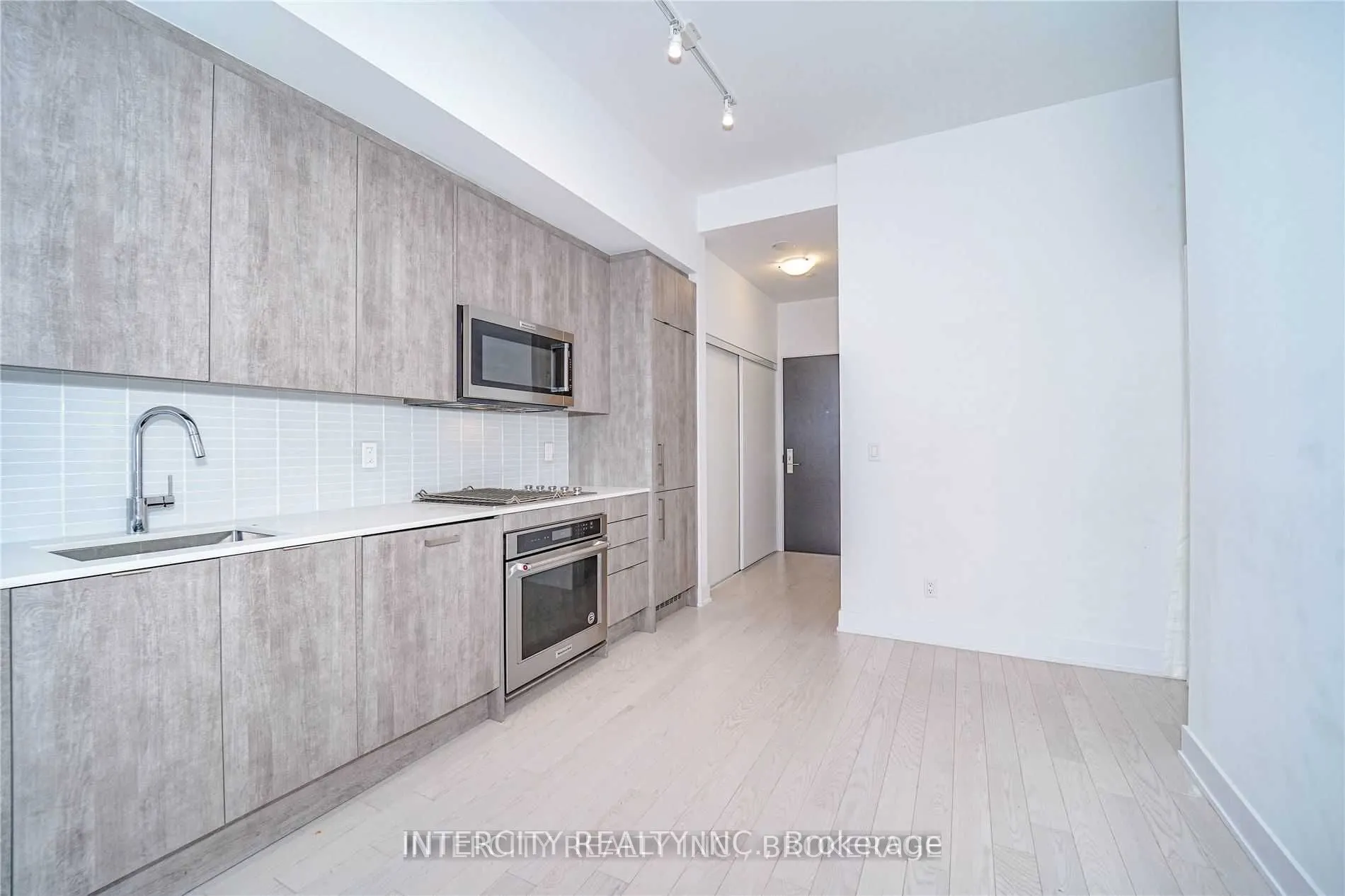 181 Bedford Road, #201