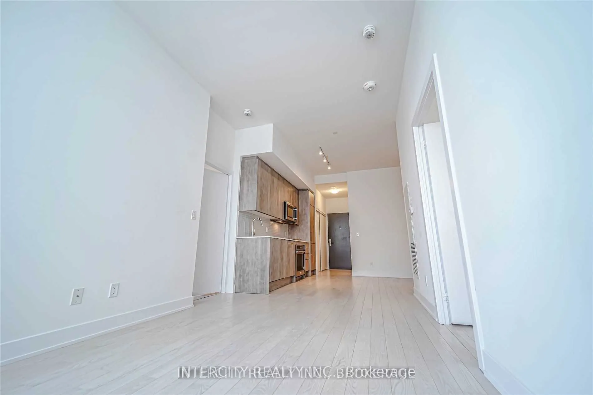 181 Bedford Road, #201