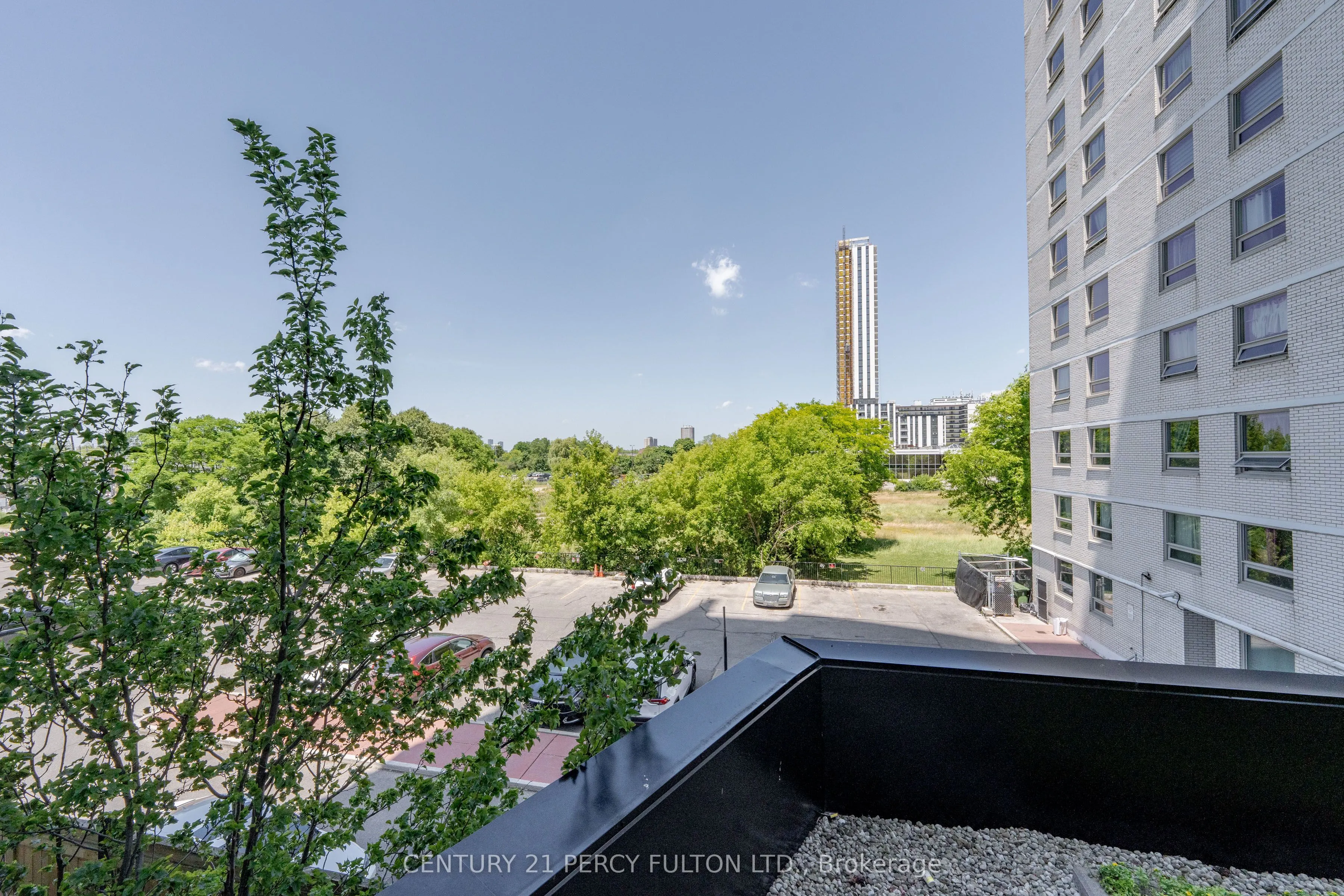 5740 Yonge Street, #205