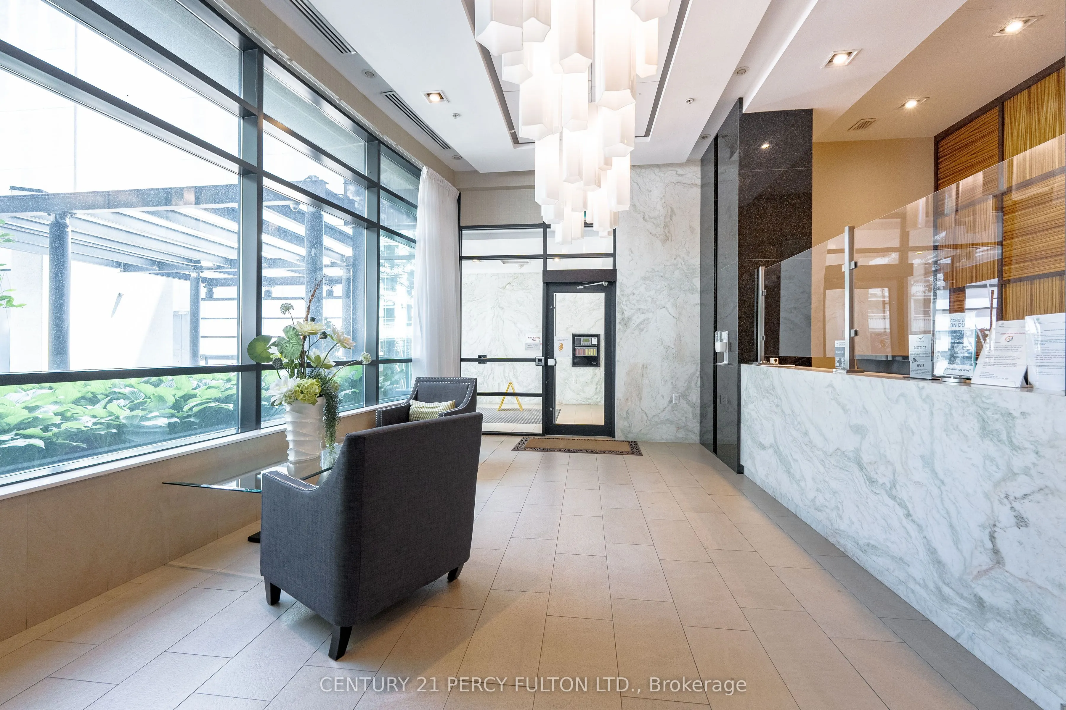 5740 Yonge Street, #205