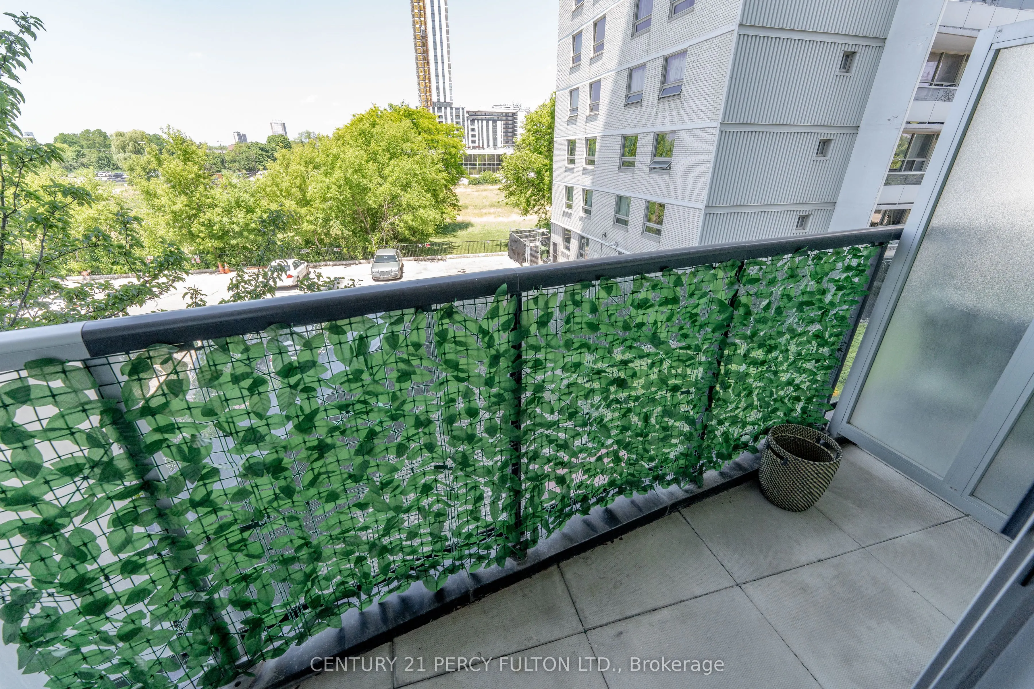 5740 Yonge Street, #205