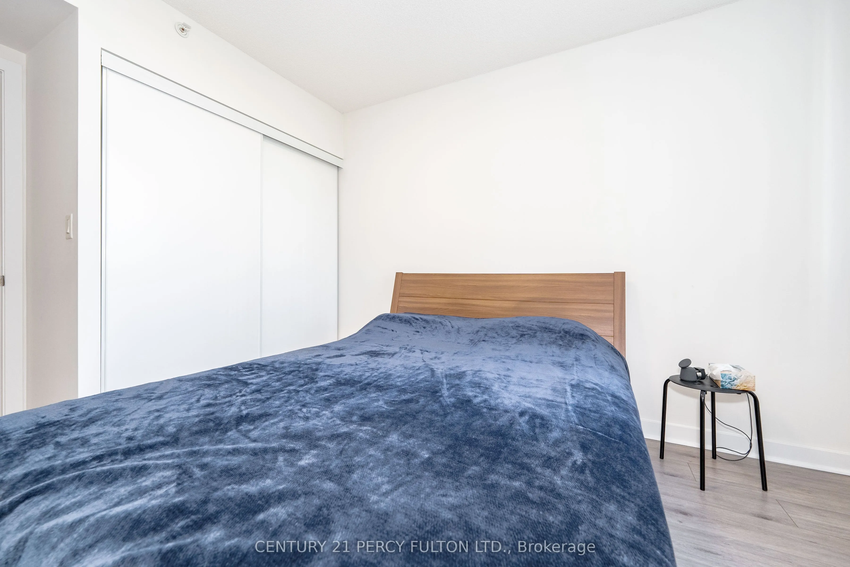 5740 Yonge Street, #205