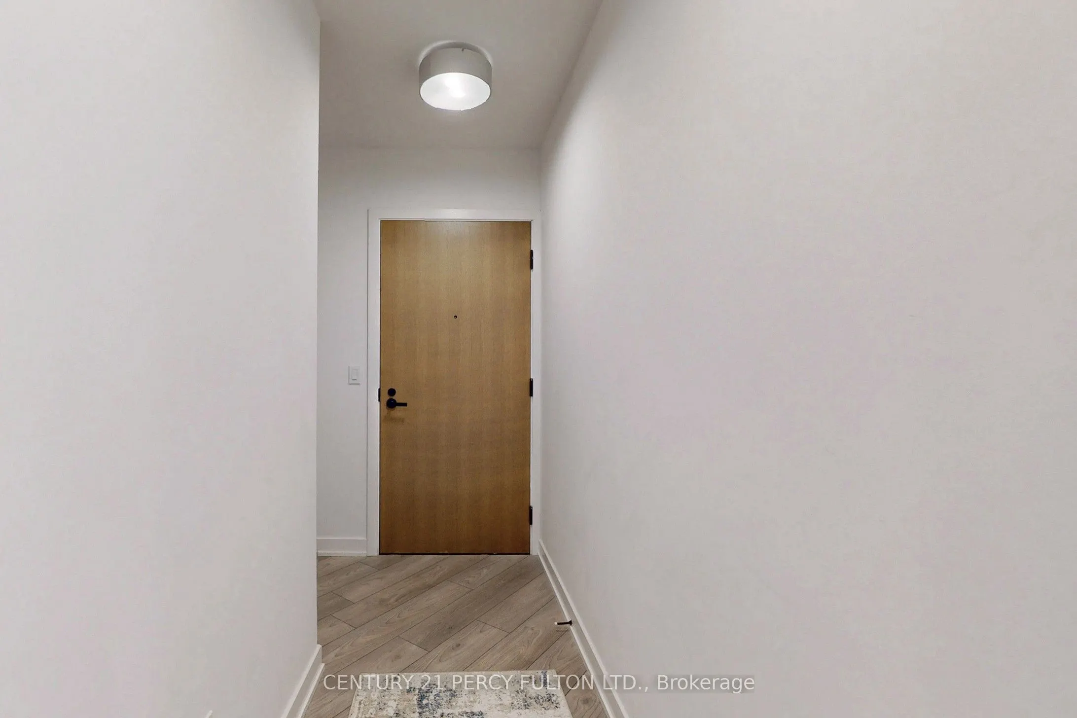 8 Tippett Road, #1305