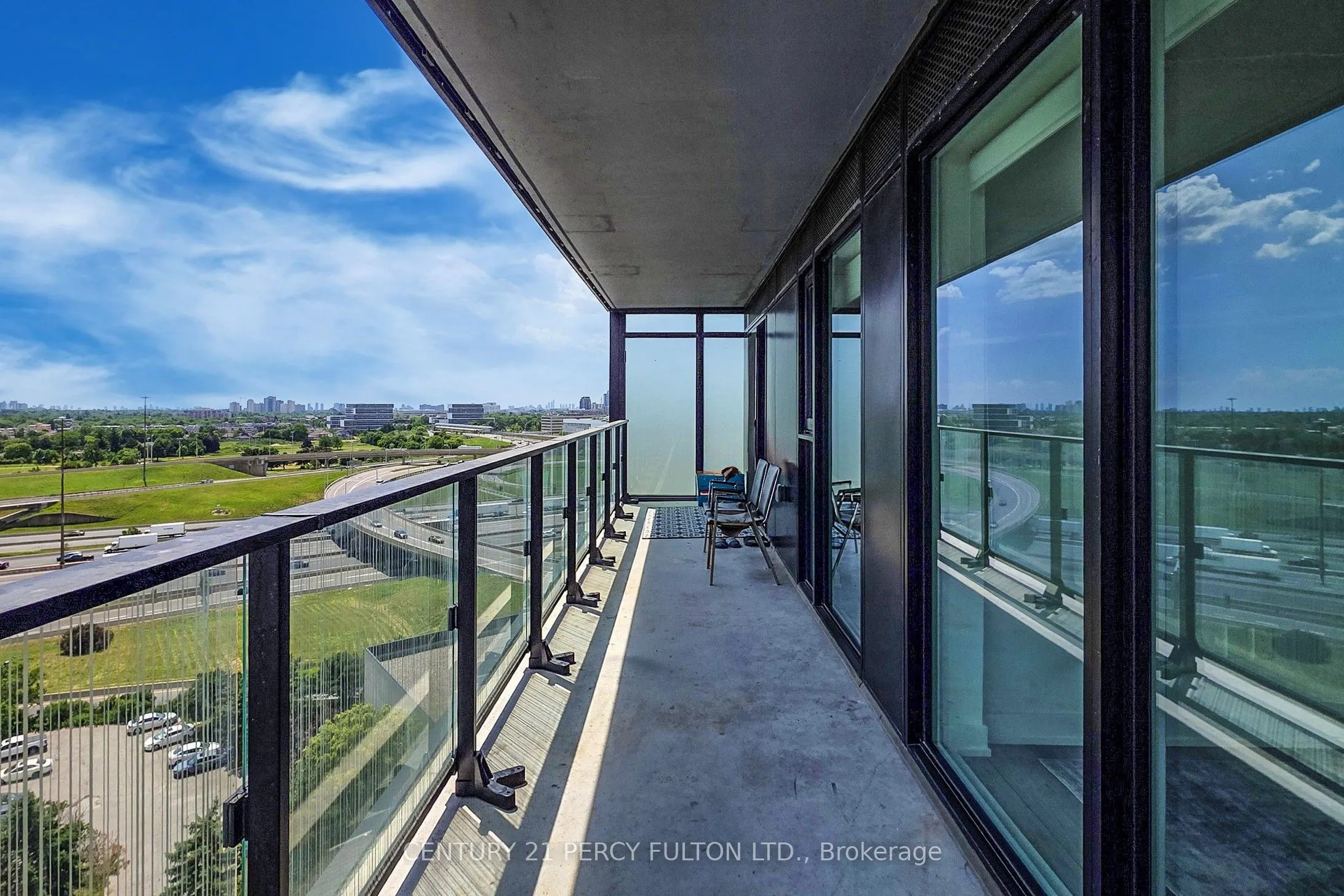8 Tippett Road, #1305