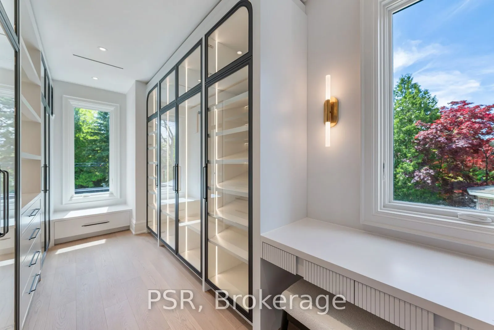 228 Dunvegan Road