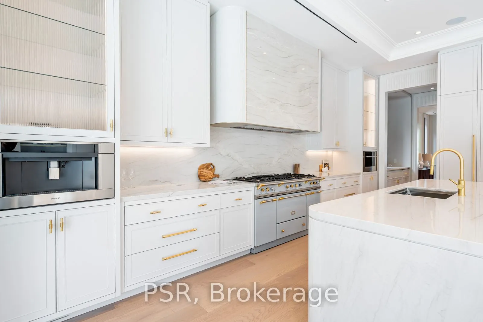 228 Dunvegan Road