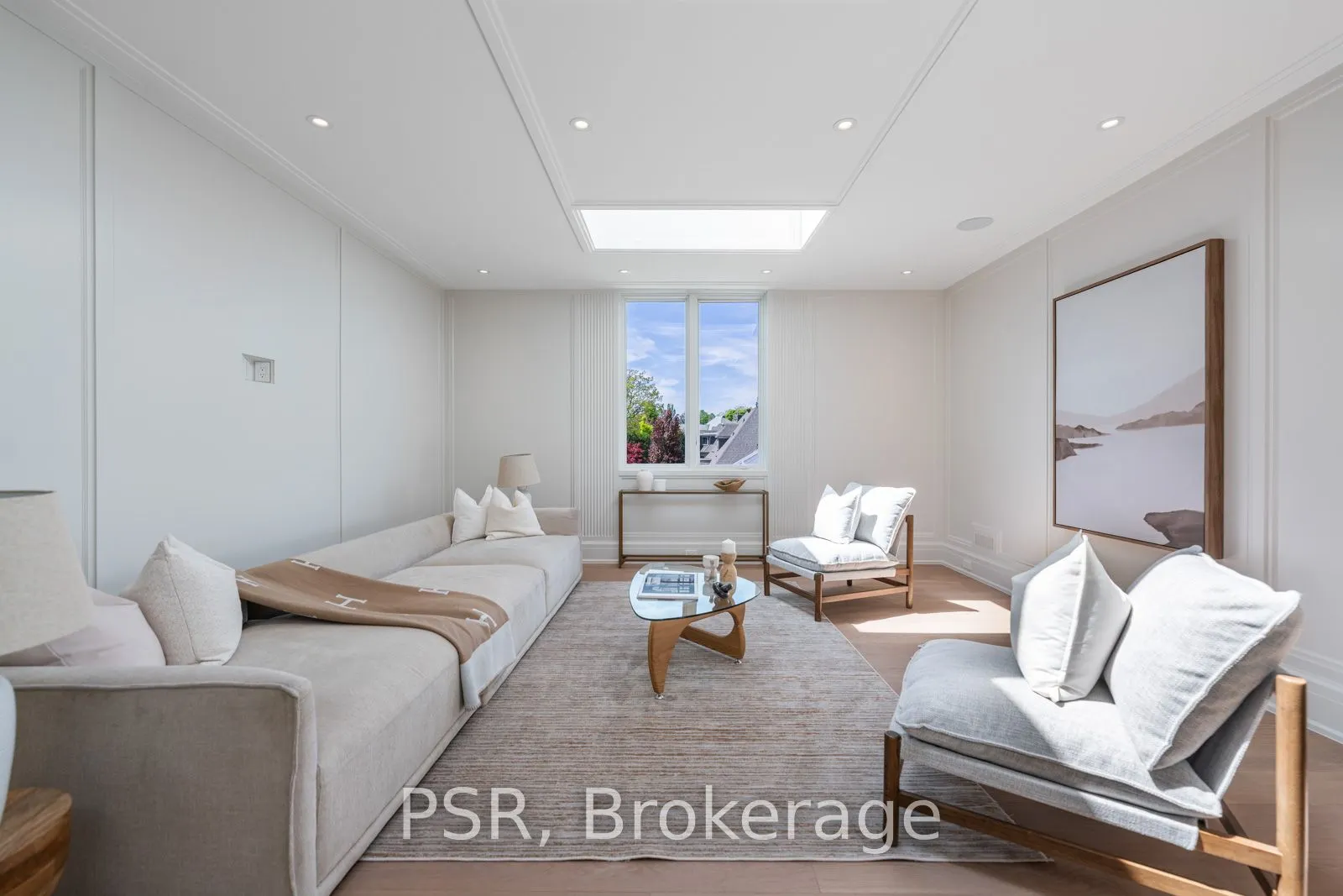 228 Dunvegan Road