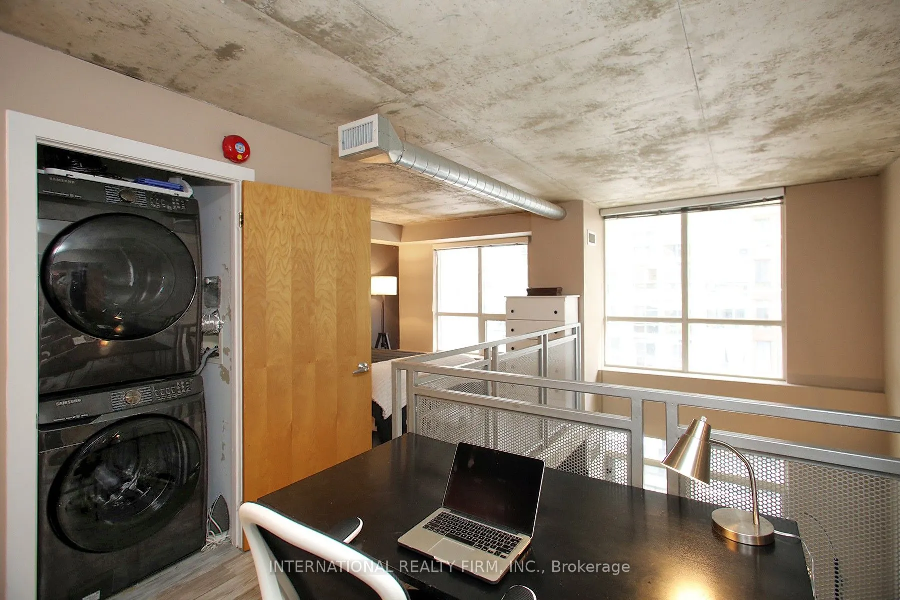800 King Street W, #408