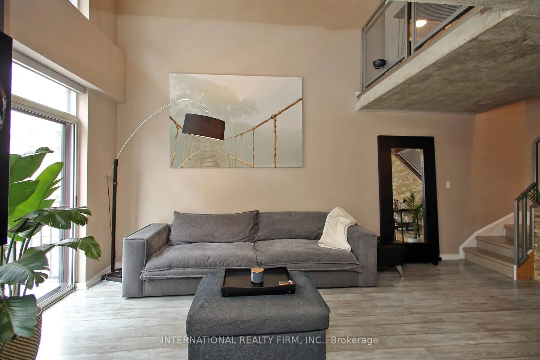 800 King Street W, #408