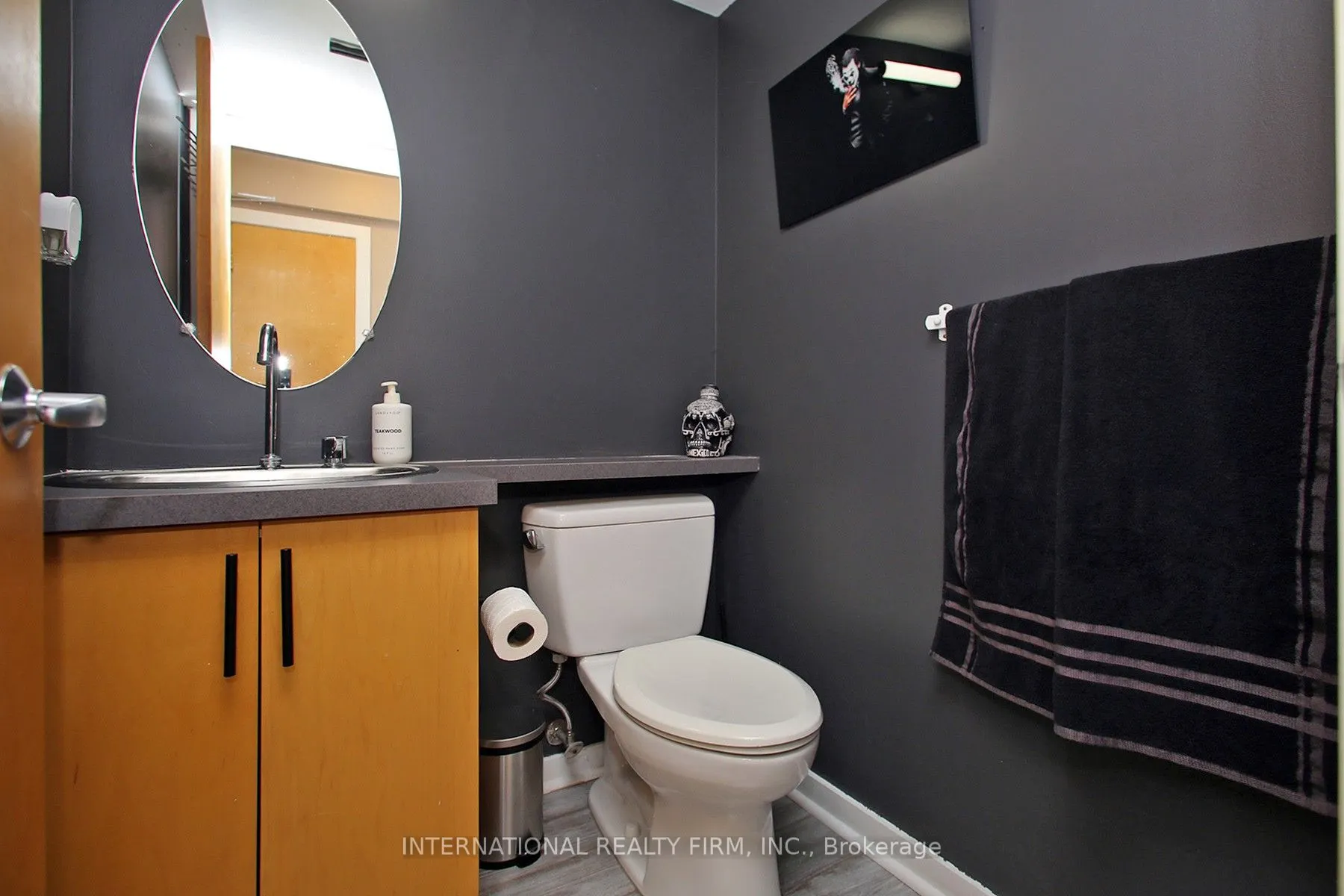 800 King Street W, #408