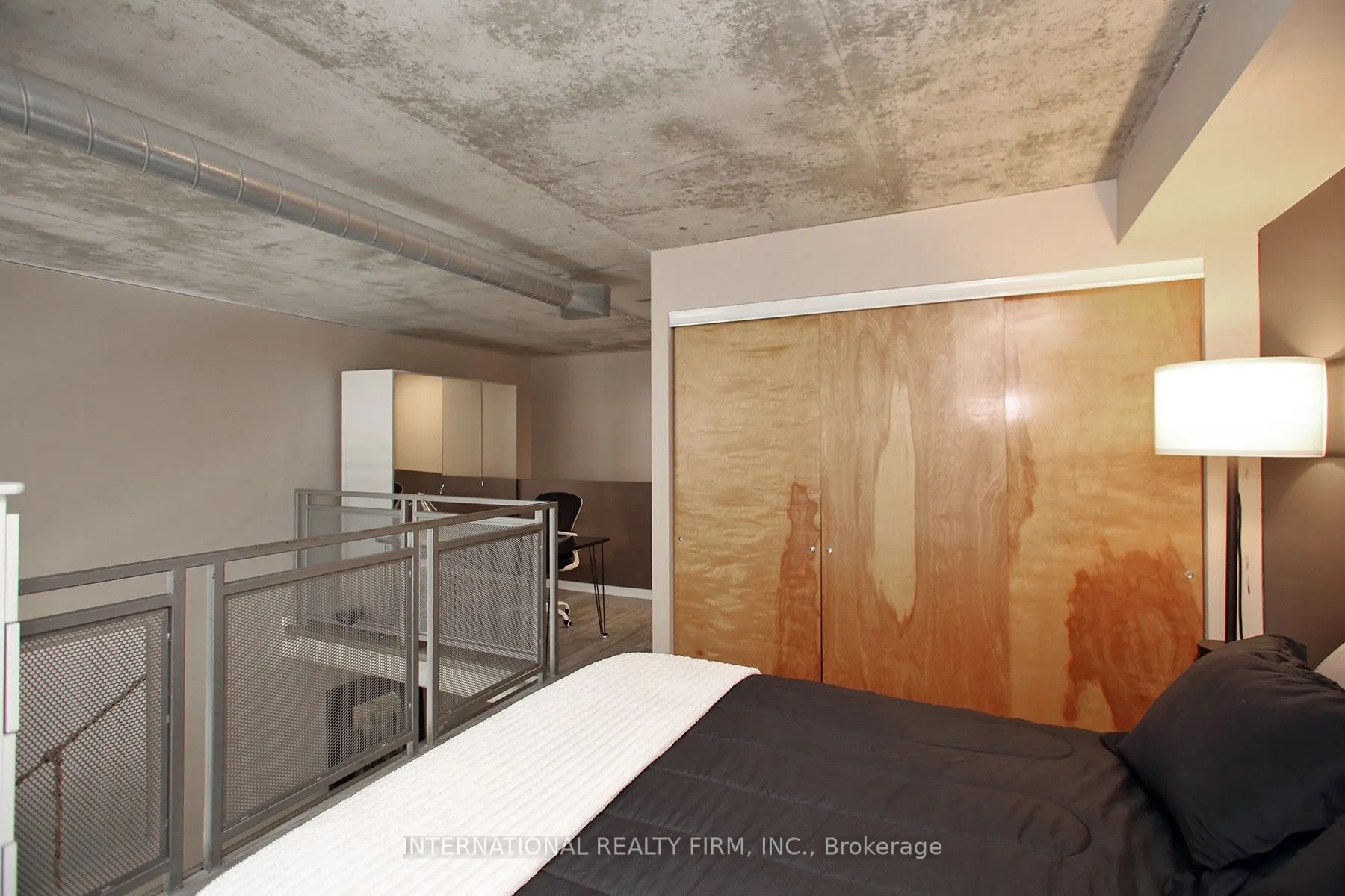 800 King Street W, #408