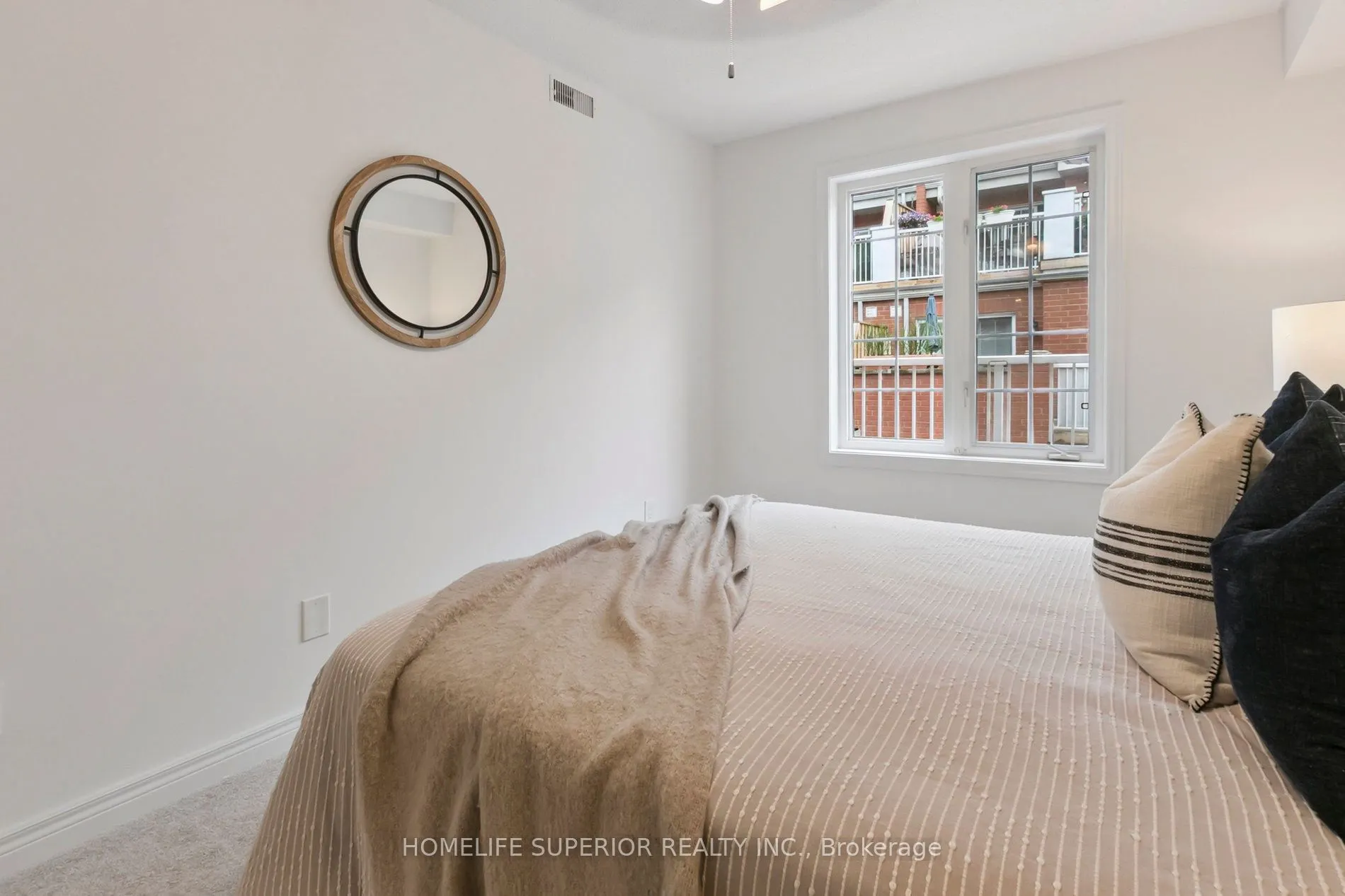 122 Strachan Avenue, #1