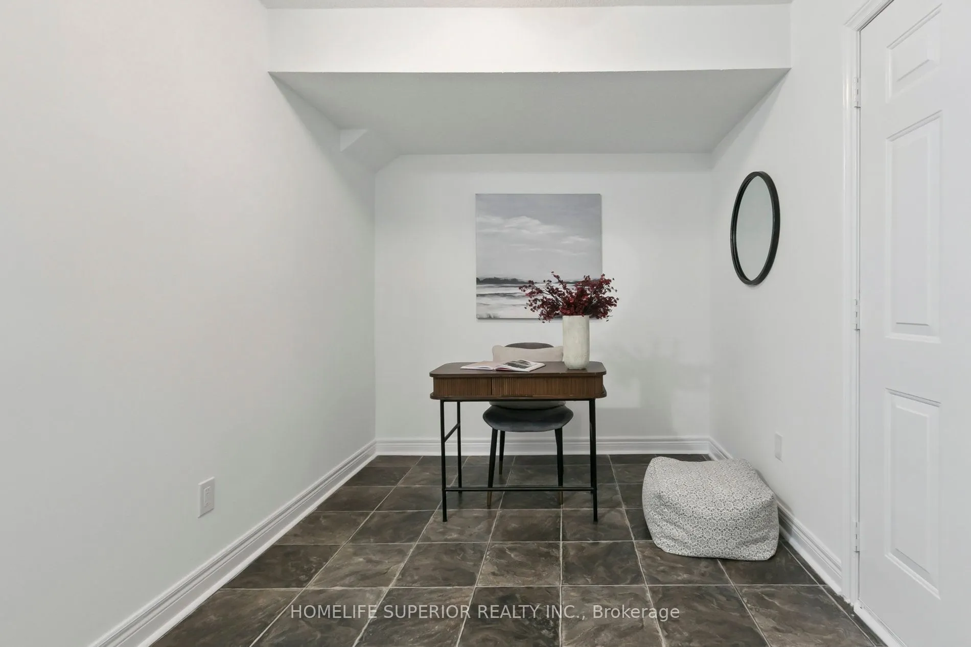 122 Strachan Avenue, #1