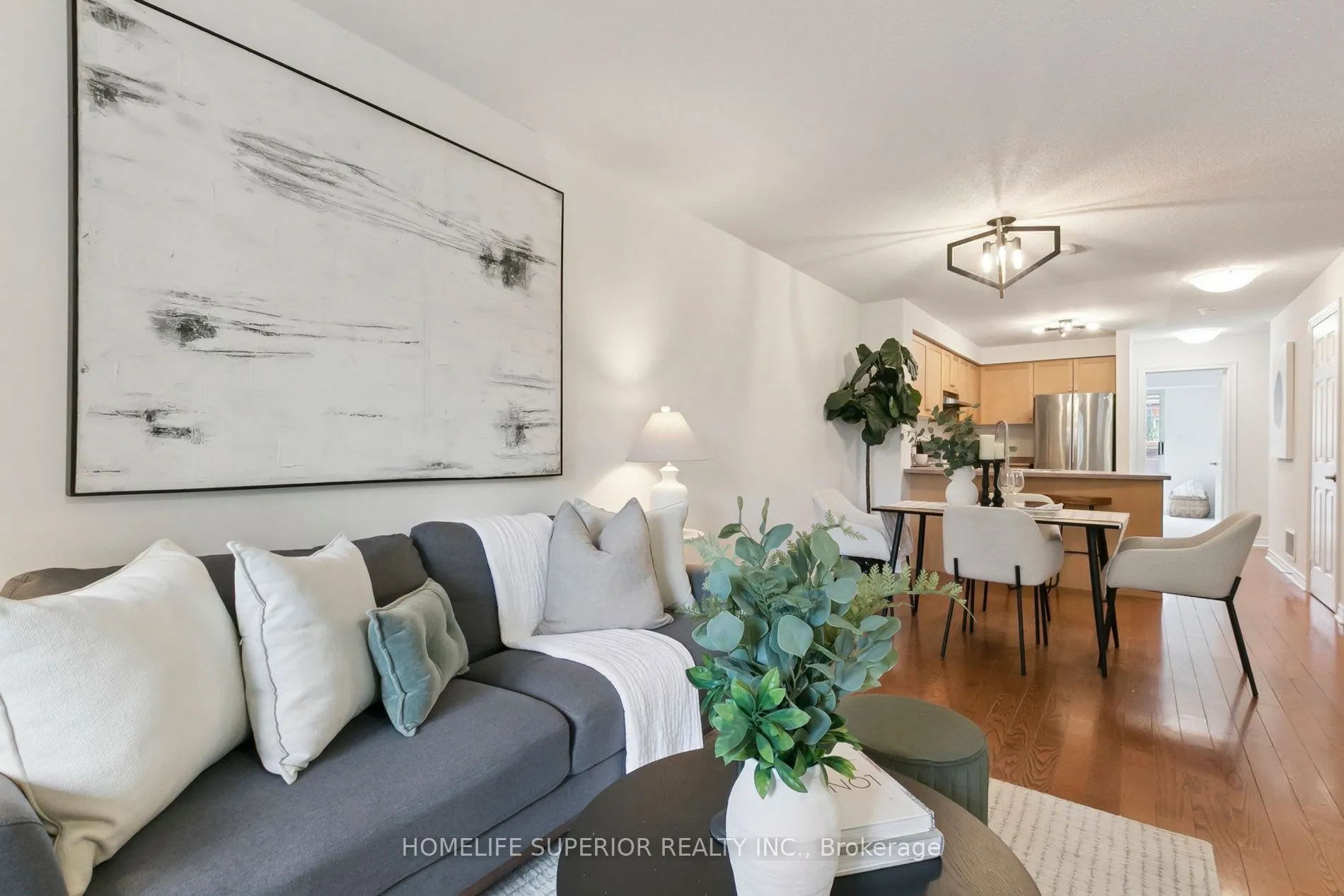 122 Strachan Avenue, #1
